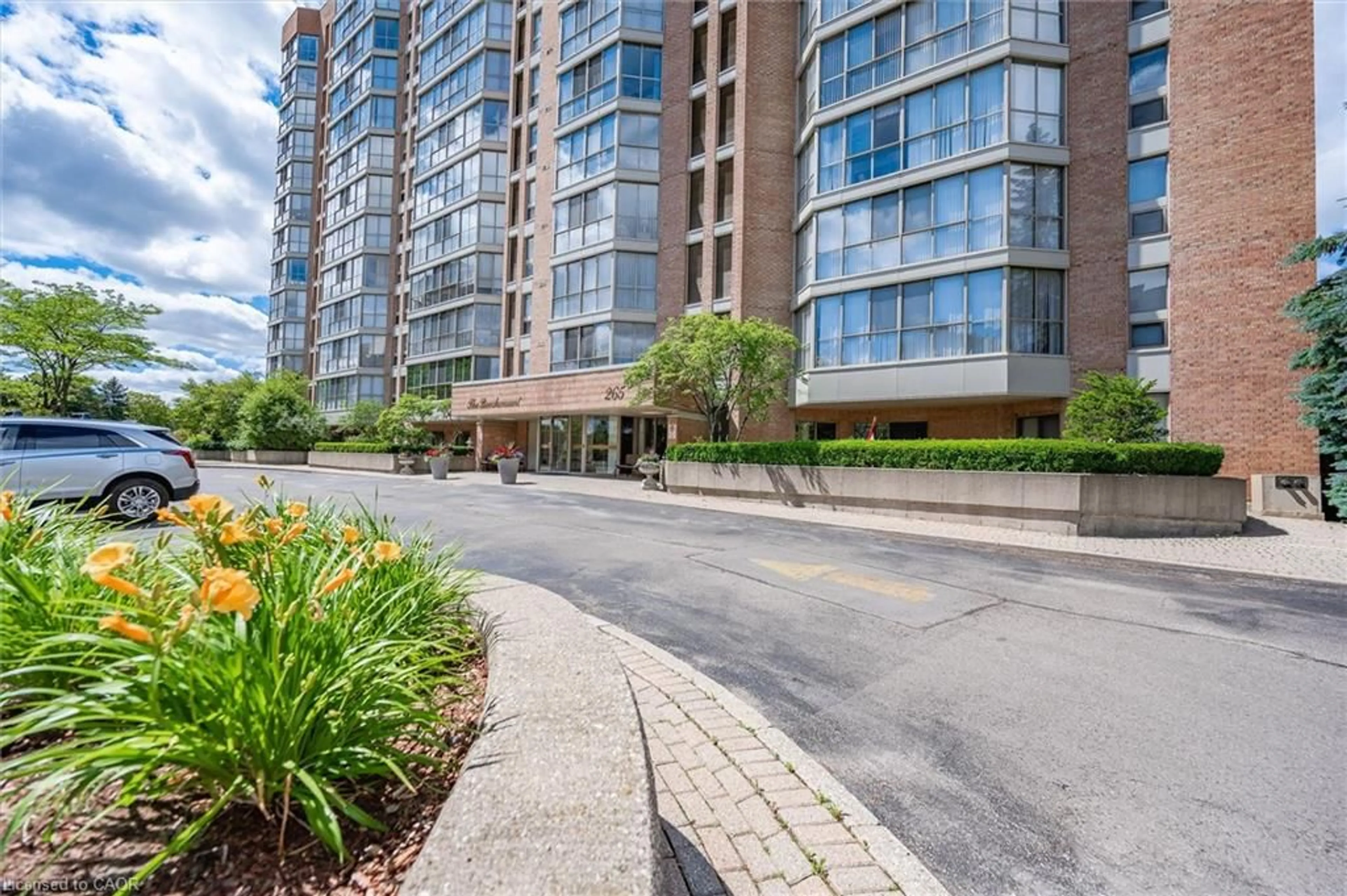 Unknown for 265 Westcourt Pl #PH04, Waterloo Ontario N2L 6E4
