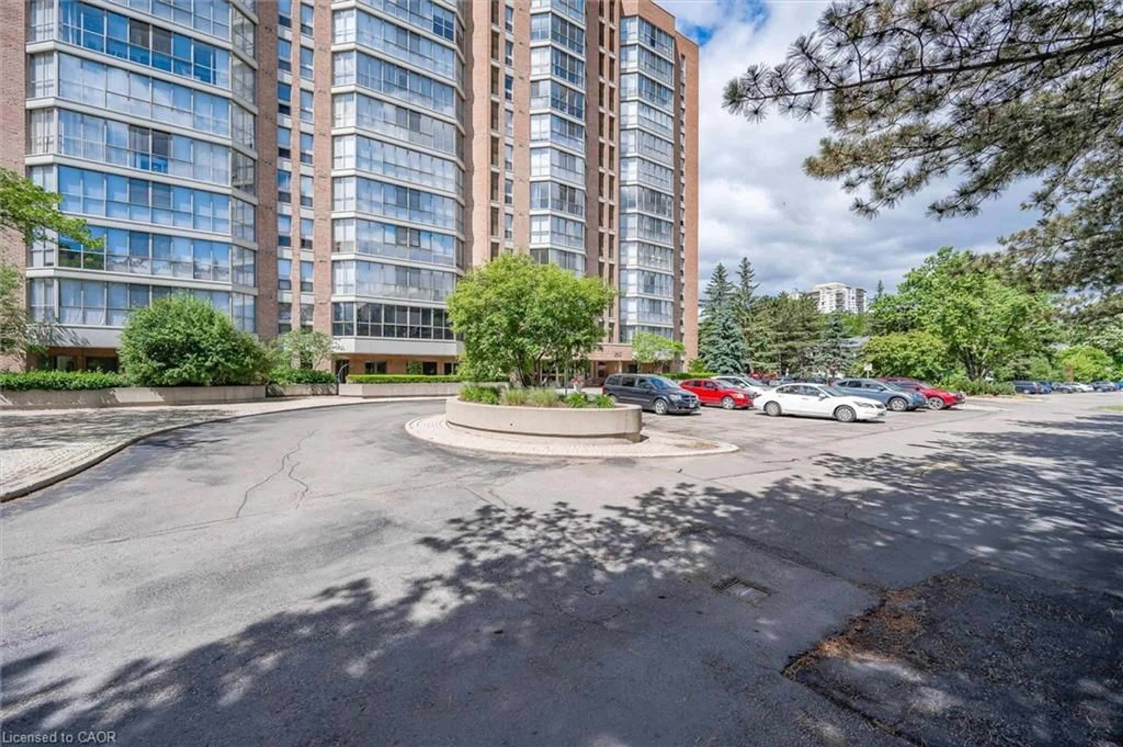 Unknown for 265 Westcourt Pl #PH04, Waterloo Ontario N2L 6E4