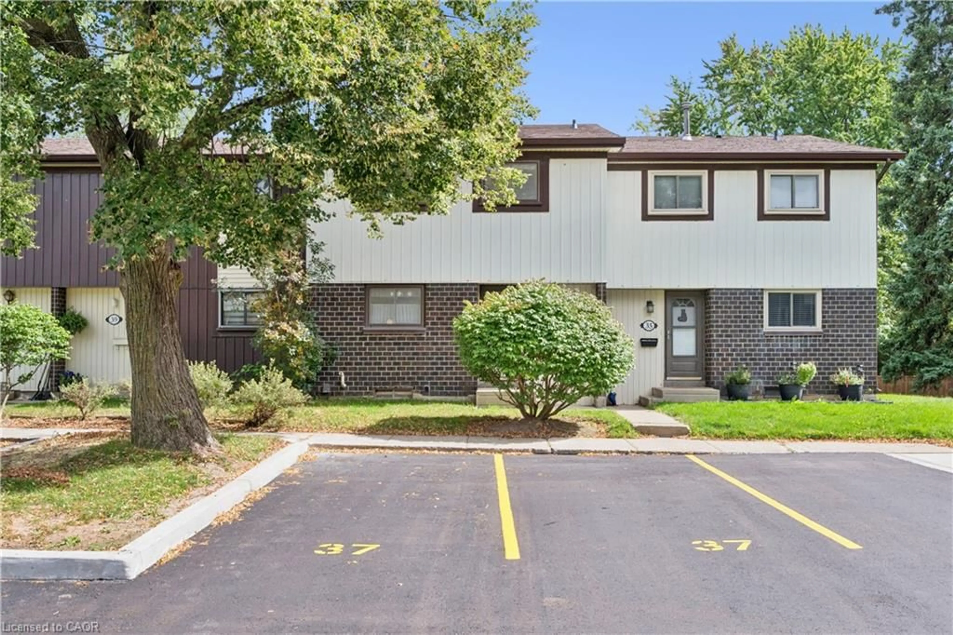 Unknown for 45 Marksam Rd #37, Guelph Ontario N1H 6Y9