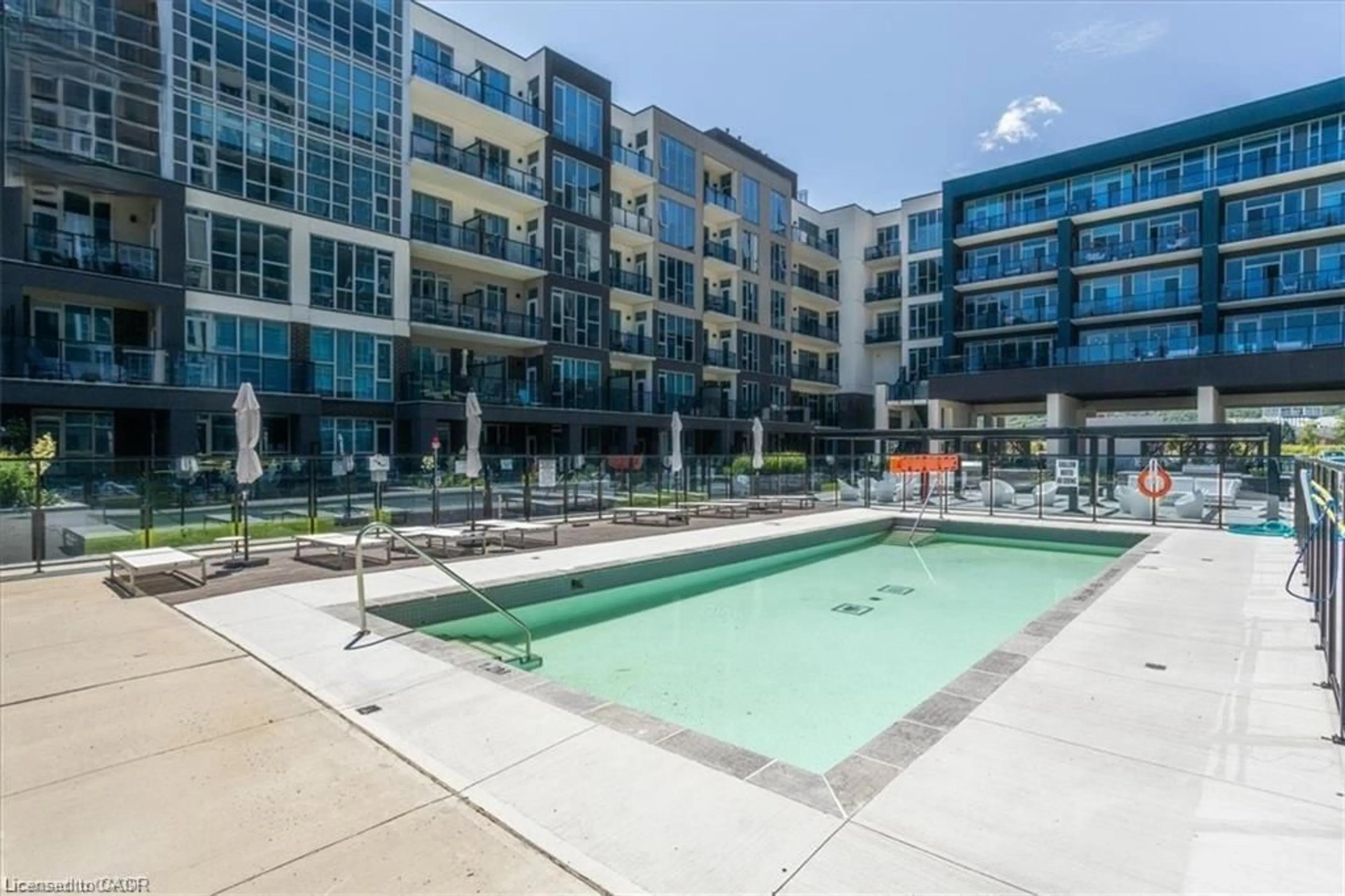 Pool for 16 Concord Pl #516, Grimsby Ontario L3M 0J1