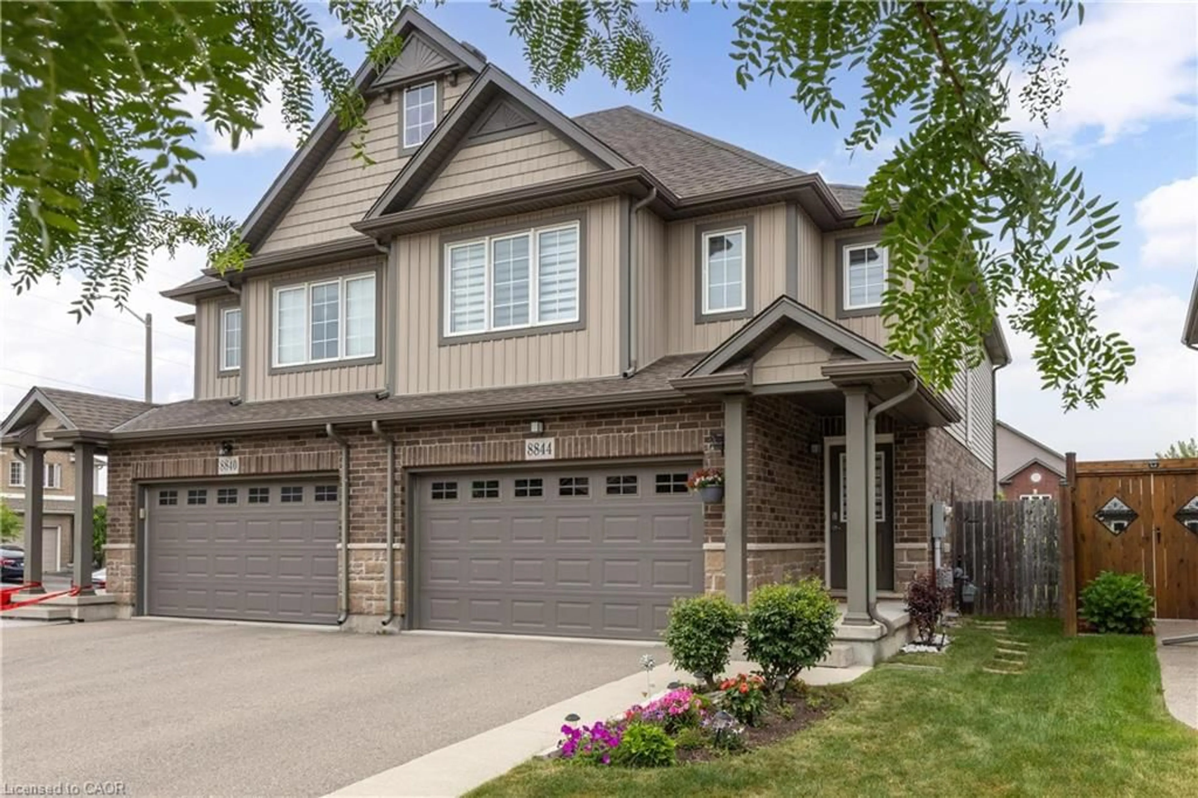 Home with brick exterior material, street for 8844 Silverstar Crt, Niagara Falls Ontario L2H 0B8