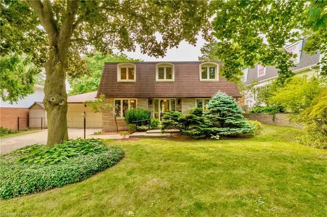 32 Waverley Dr, Guelph 2