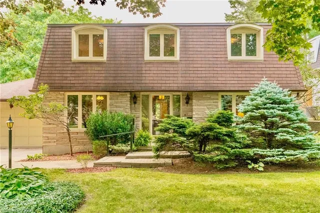 32 Waverley Dr, Guelph 3