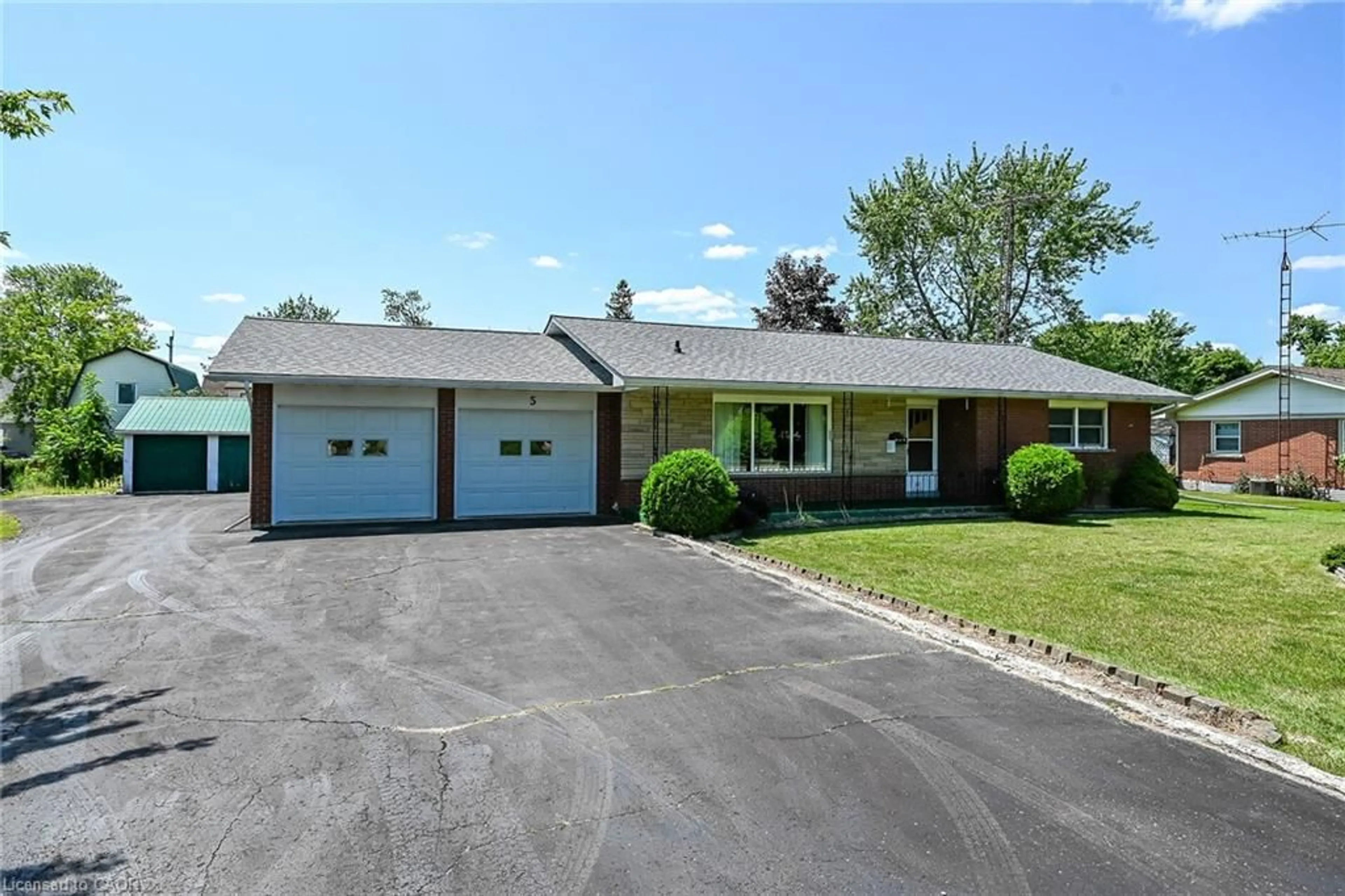 Home with brick exterior material, street for 1 Keen St, Jarvis Ontario N0A 1J0