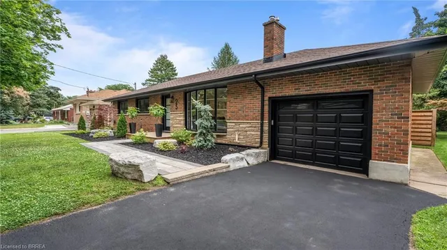 25 Seneca Cres, Brantford 5
