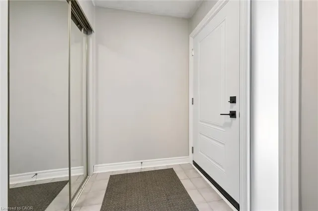 431 Keats Way #3, Waterloo 5