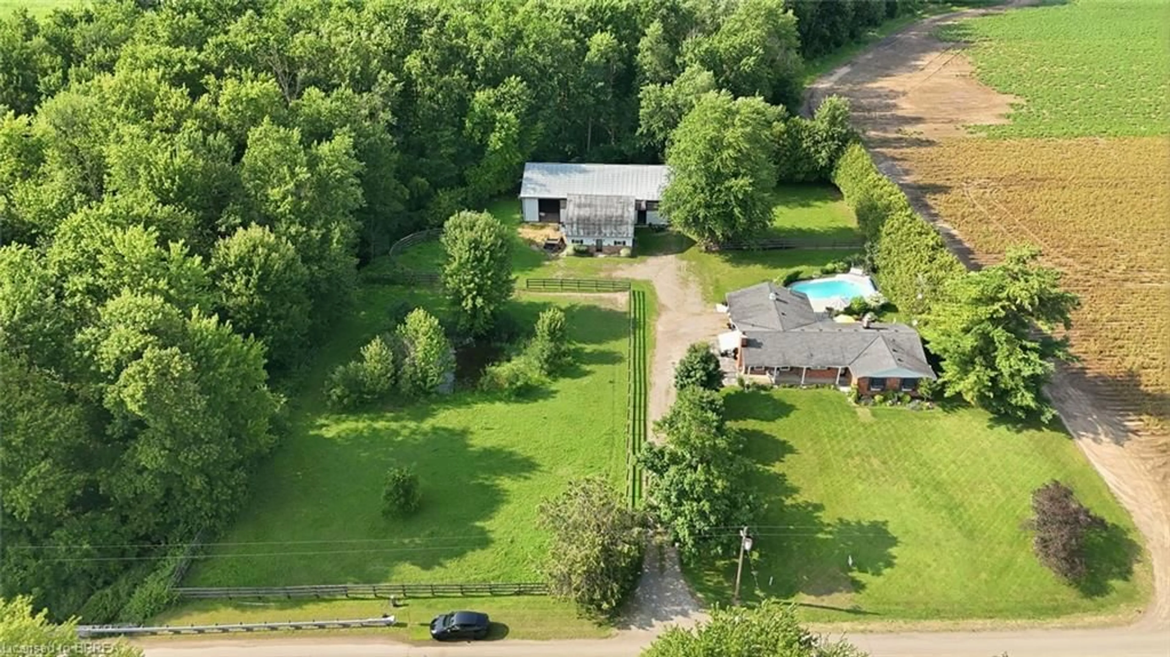 A pic from outside/outdoor area/front of a property/back of a property/a pic from drone, unknown for 1213 Concession 5 Rd, Flamborough Ontario L8B 1L3