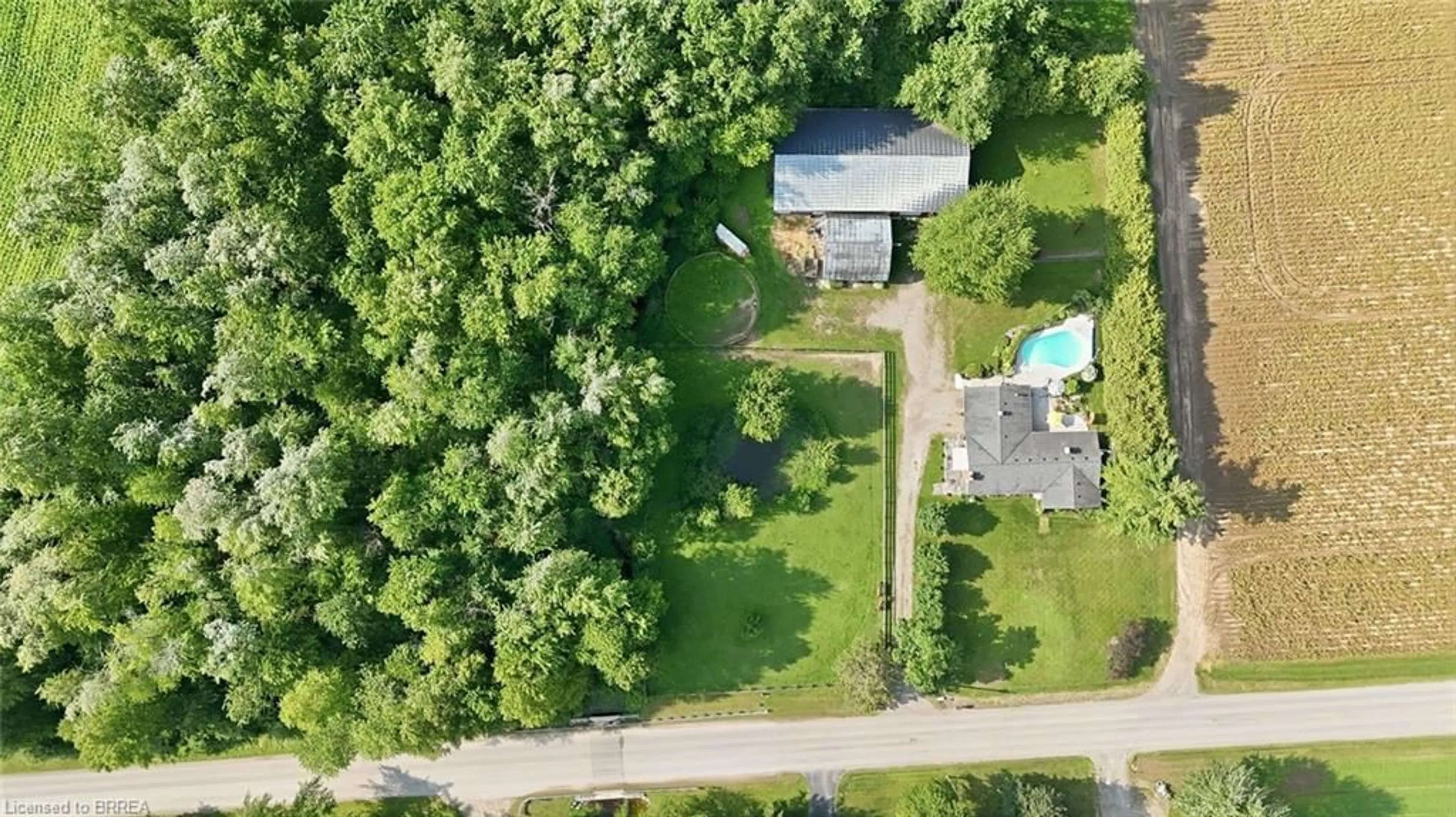 A pic from outside/outdoor area/front of a property/back of a property/a pic from drone, unknown for 1213 Concession 5 Rd, Flamborough Ontario L8B 1L3