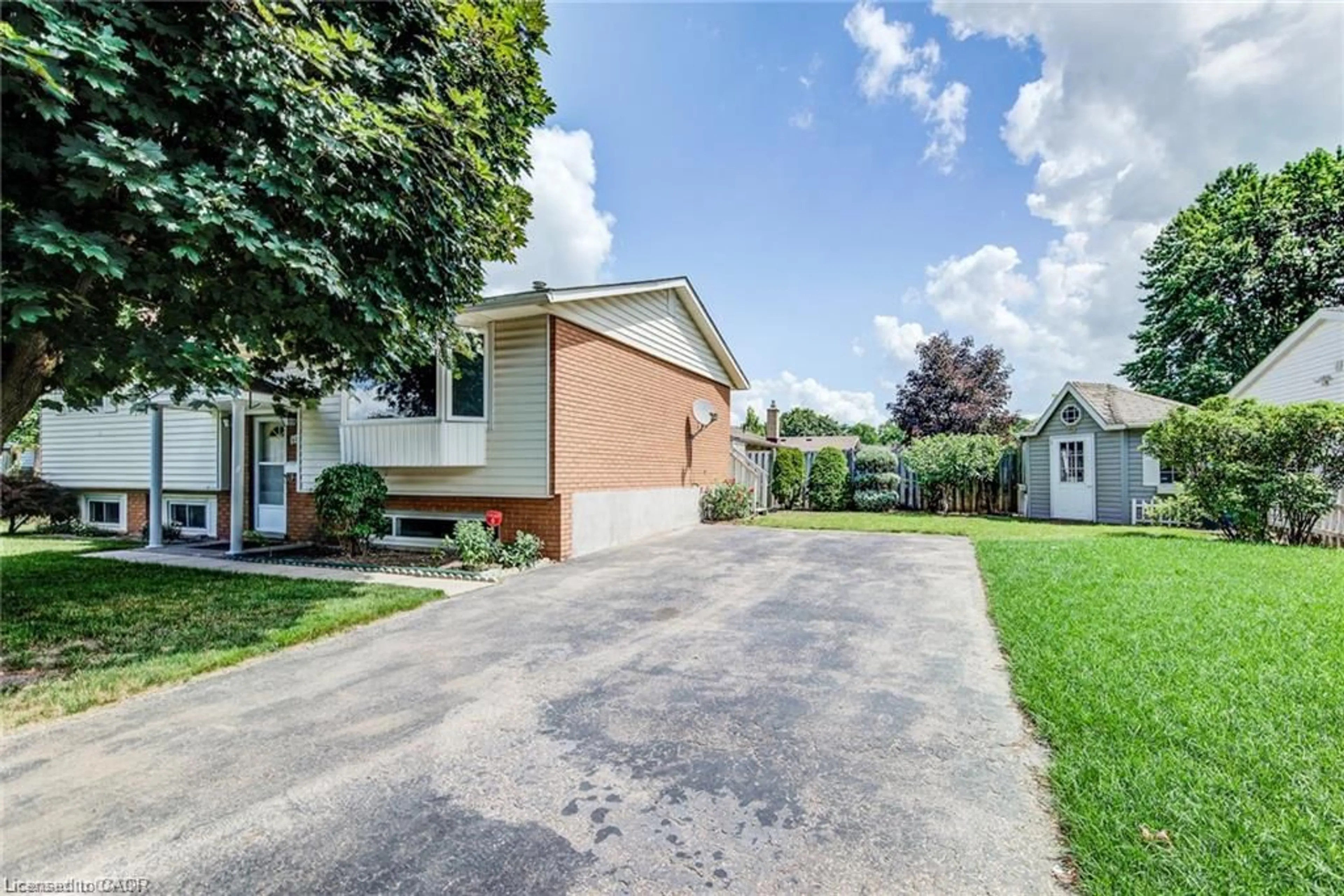 Unknown for 602 Highpoint Ave, Waterloo Ontario N2L 4N1