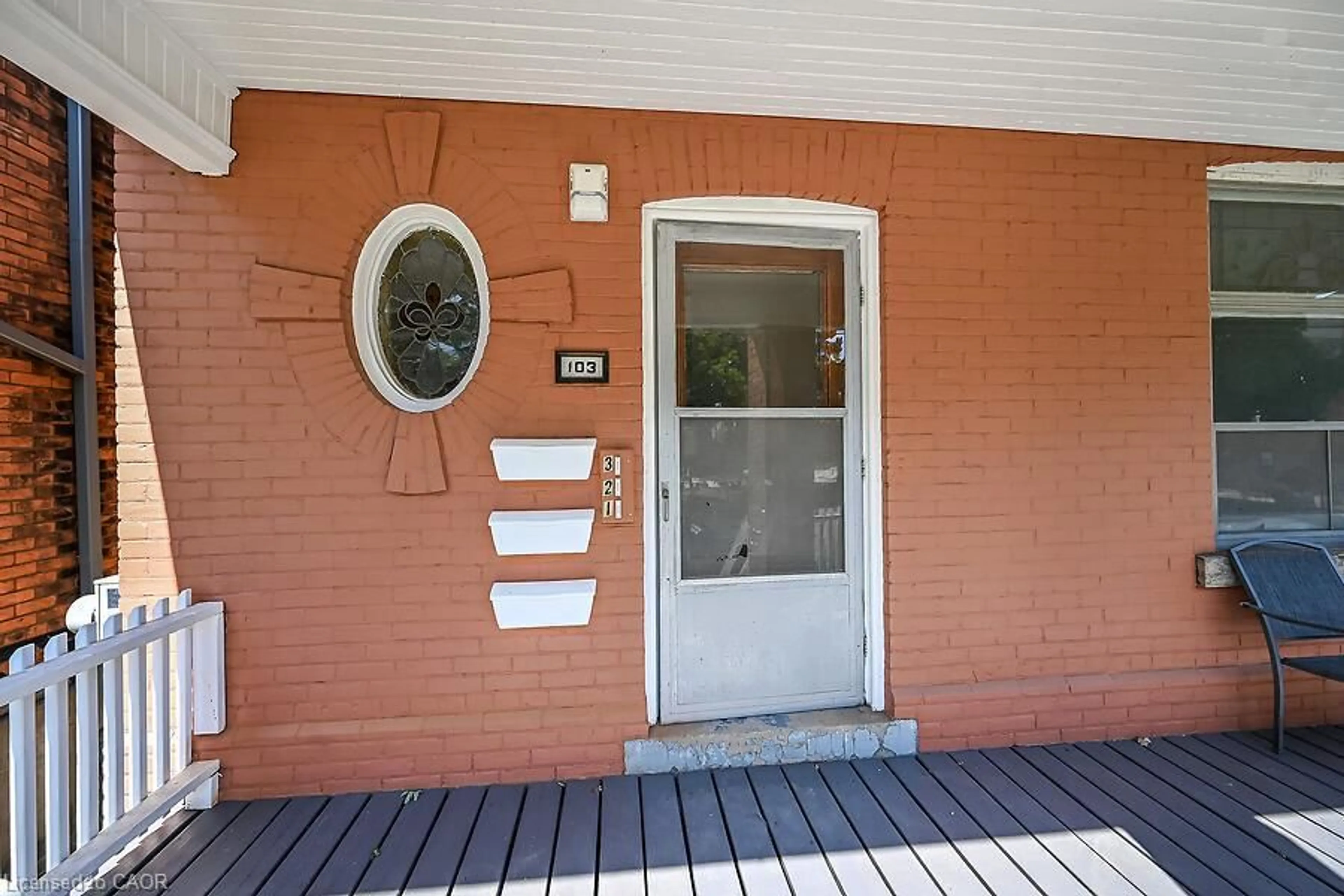 Unknown for 103 Mary St, Hamilton Ontario L8R 1K4