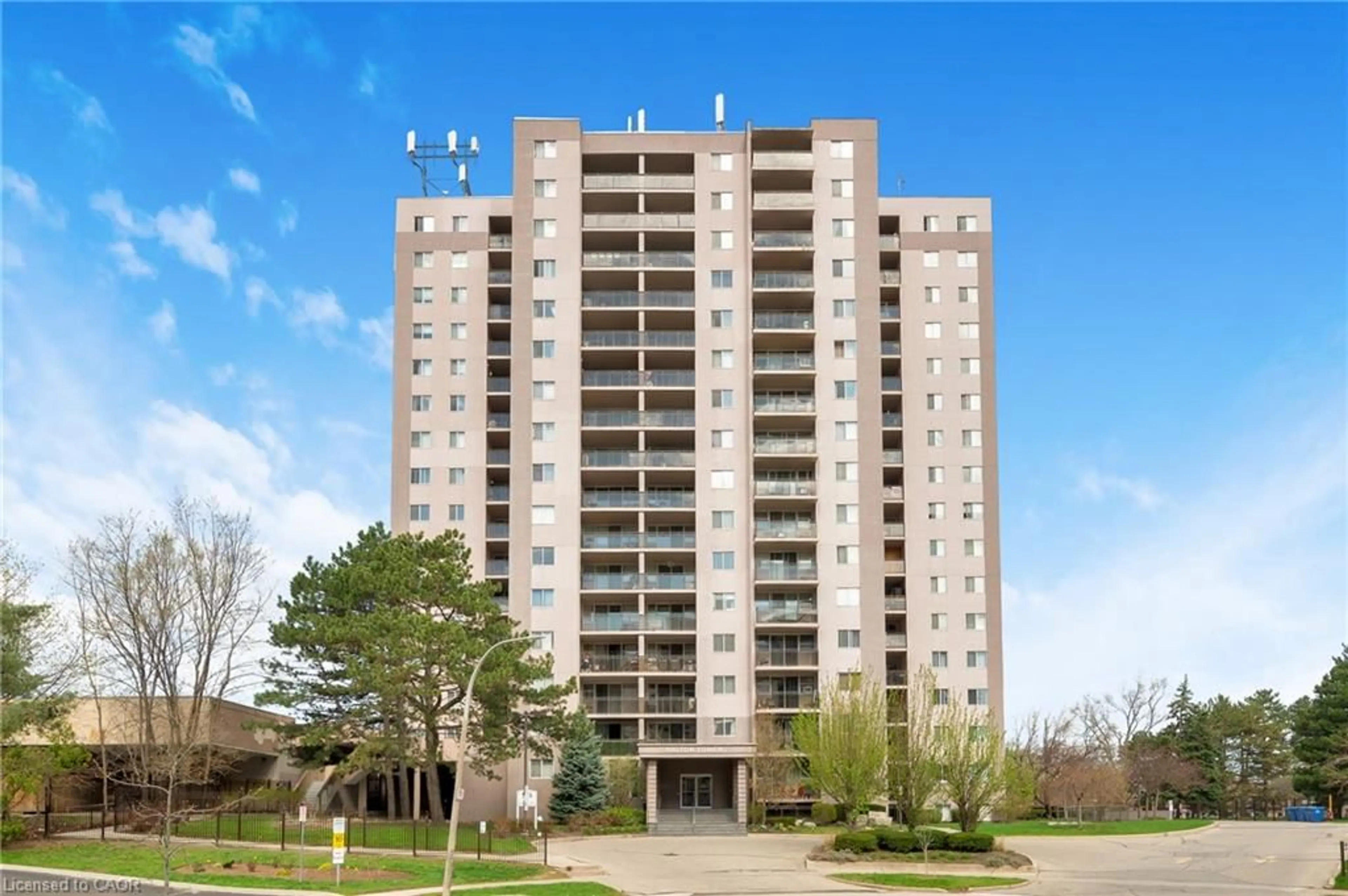 Unknown for 975 Warwick Crt #1501, Burlington Ontario L7T 3Z7