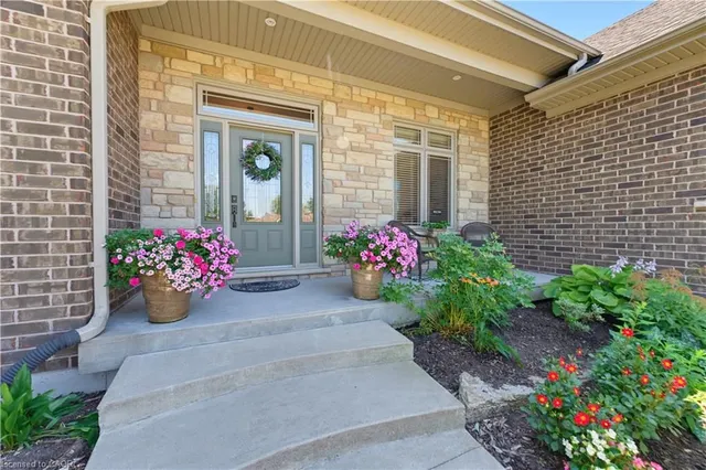 60 Donjon Blvd, Port Dover 3