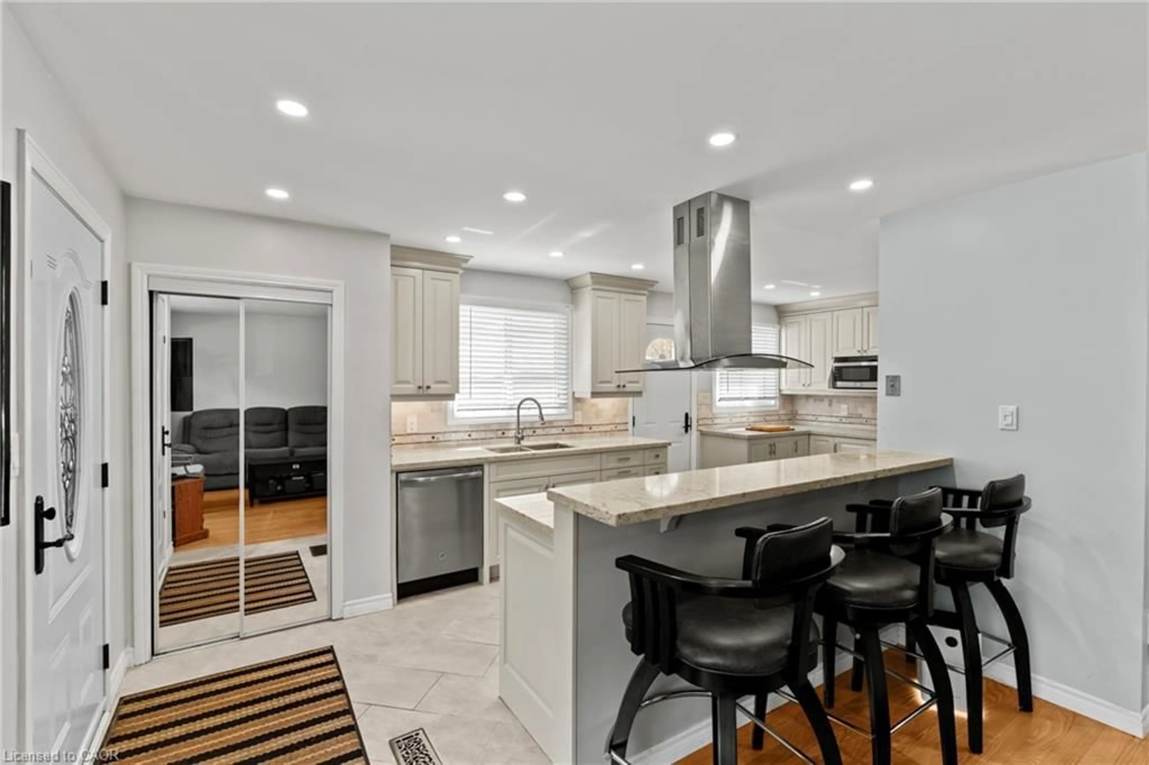 Open concept kitchen, ceramic/tile floor for 265 Bonaventure Dr, Hamilton Ontario L9C 7B2