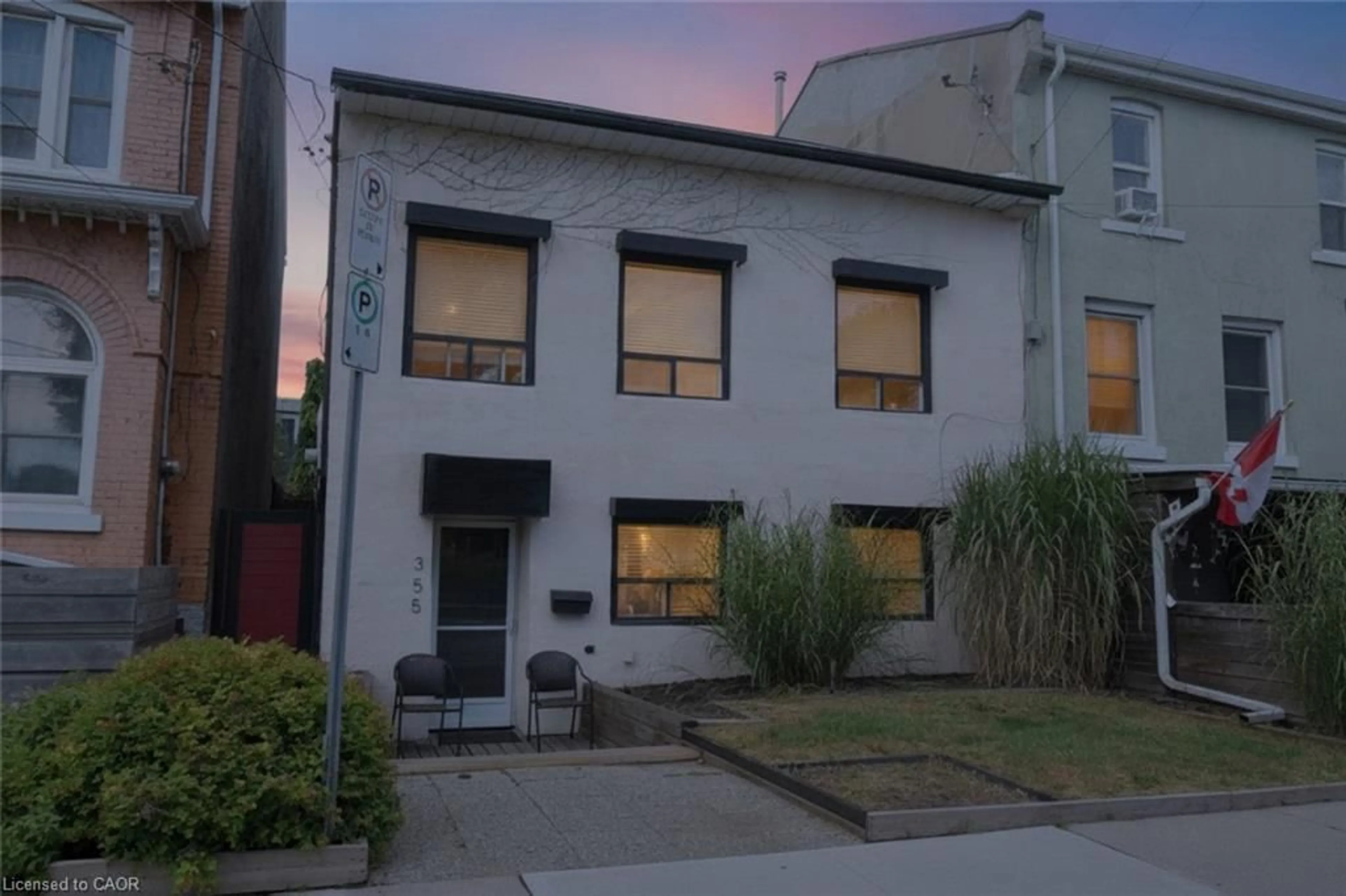 Unknown for 355 Macnab St, Hamilton Ontario L8L 1K8