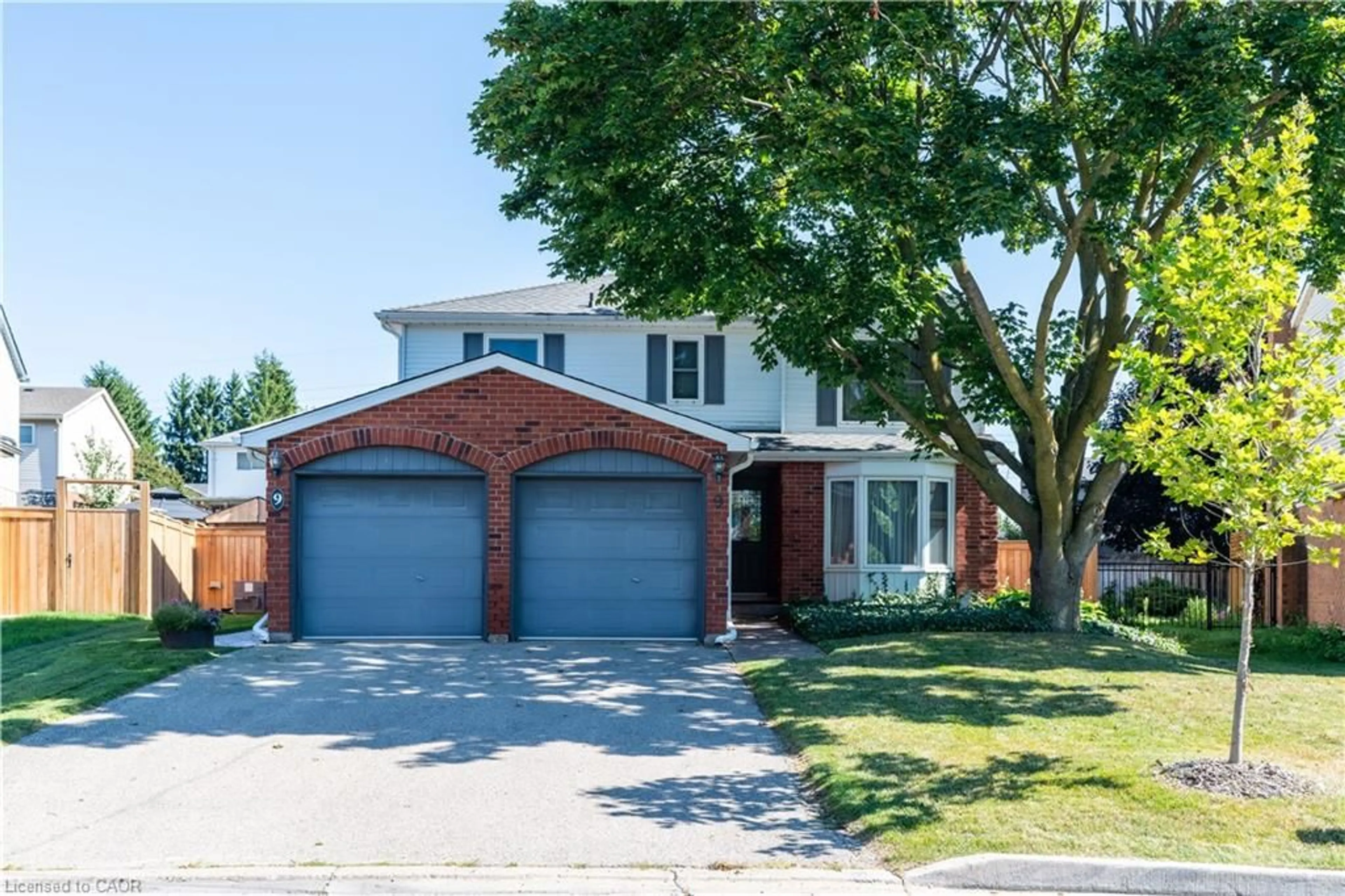 Home with brick exterior material, street for 9 Havenwood Crt, Kitchener Ontario N2N 2K5