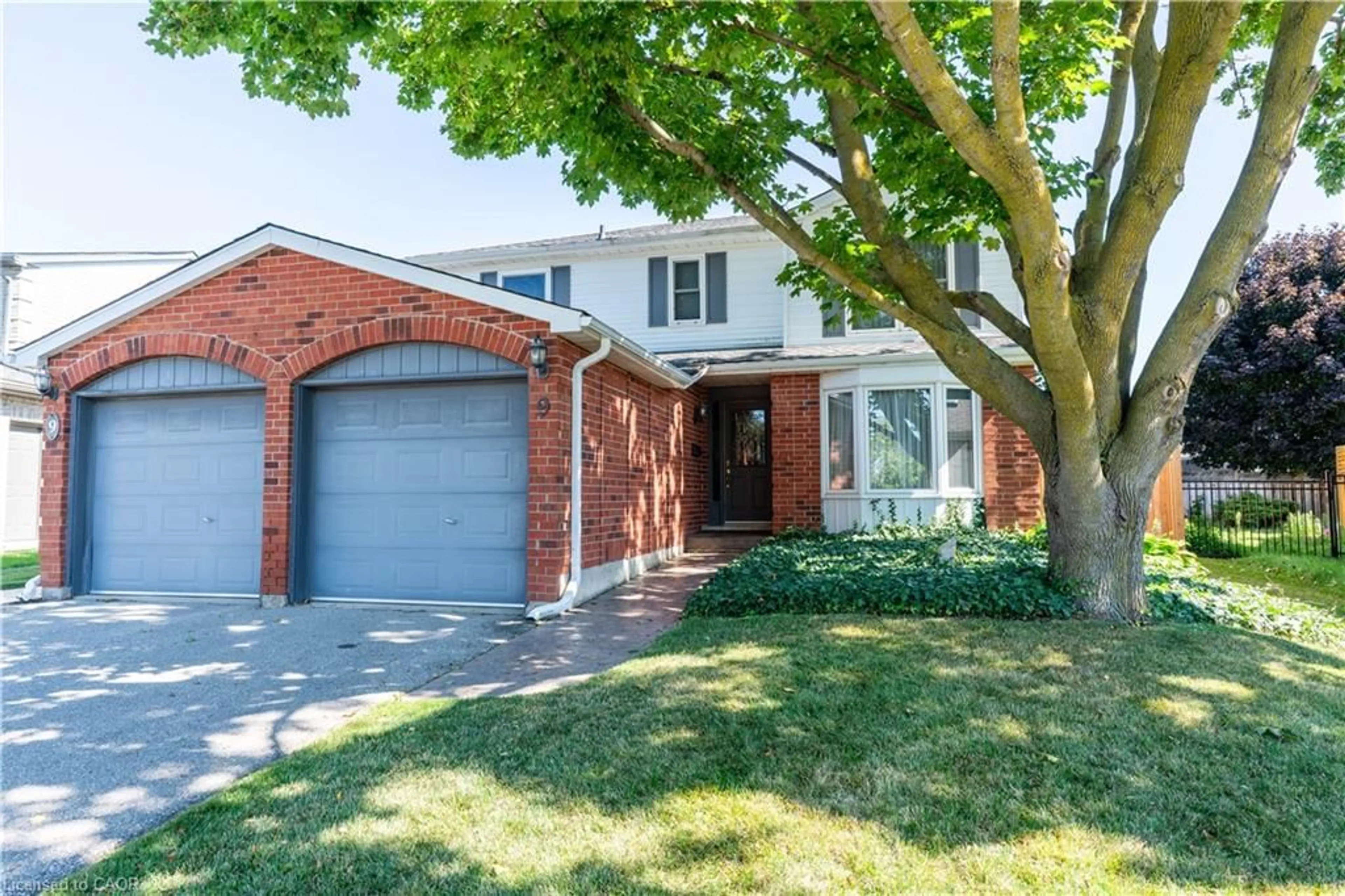 Home with brick exterior material, street for 9 Havenwood Crt, Kitchener Ontario N2N 2K5