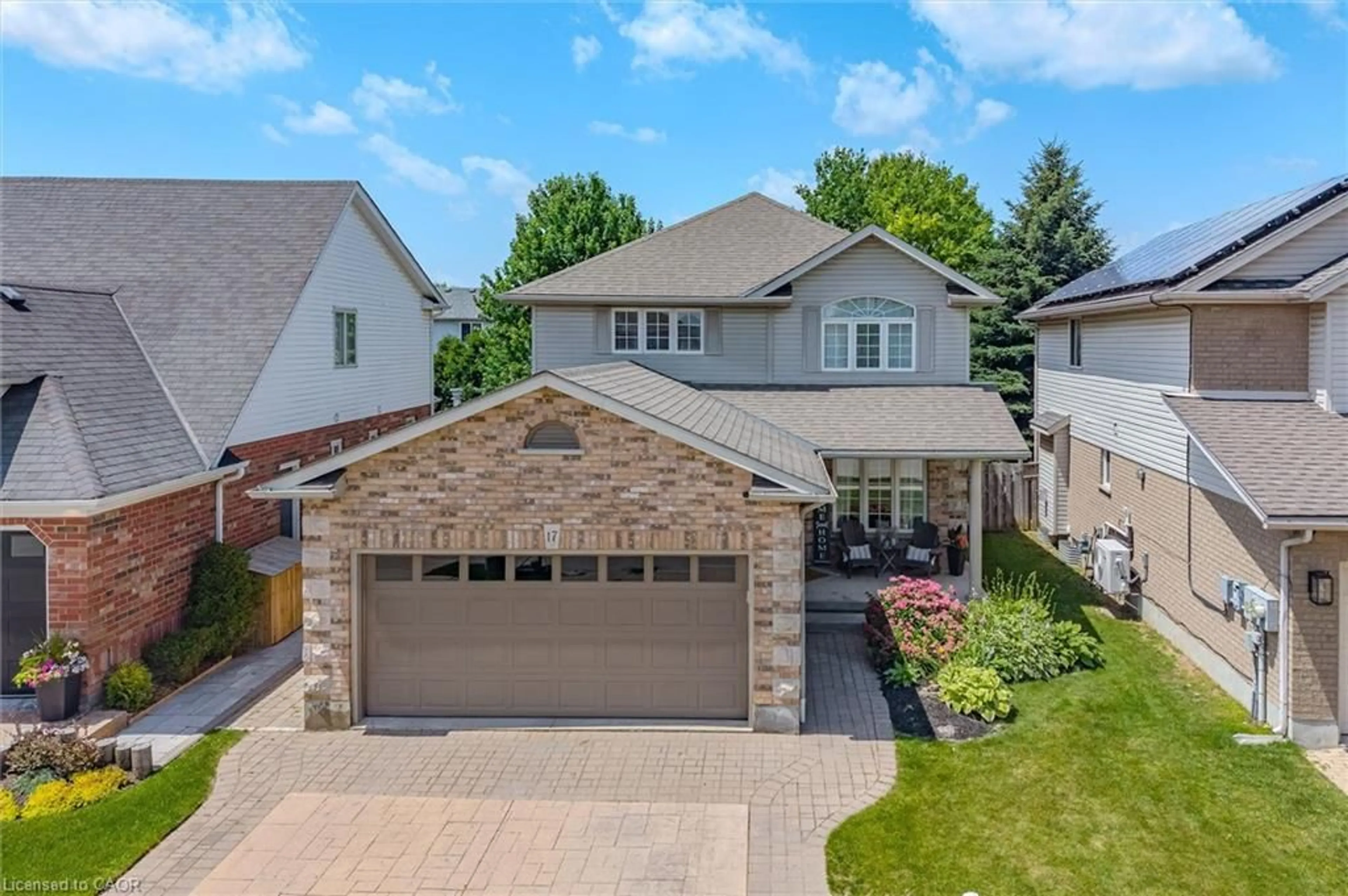 A pic from outside/outdoor area/front of a property/back of a property/a pic from drone, street for 17 Carroll Cres, Guelph Ontario N1G 5B7
