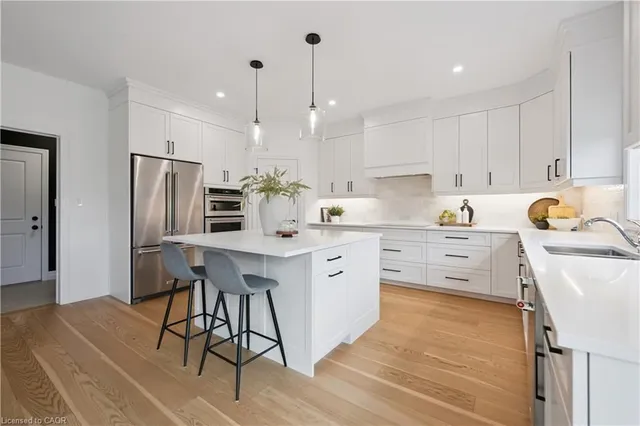 415 Rogers Rd, Listowel 4