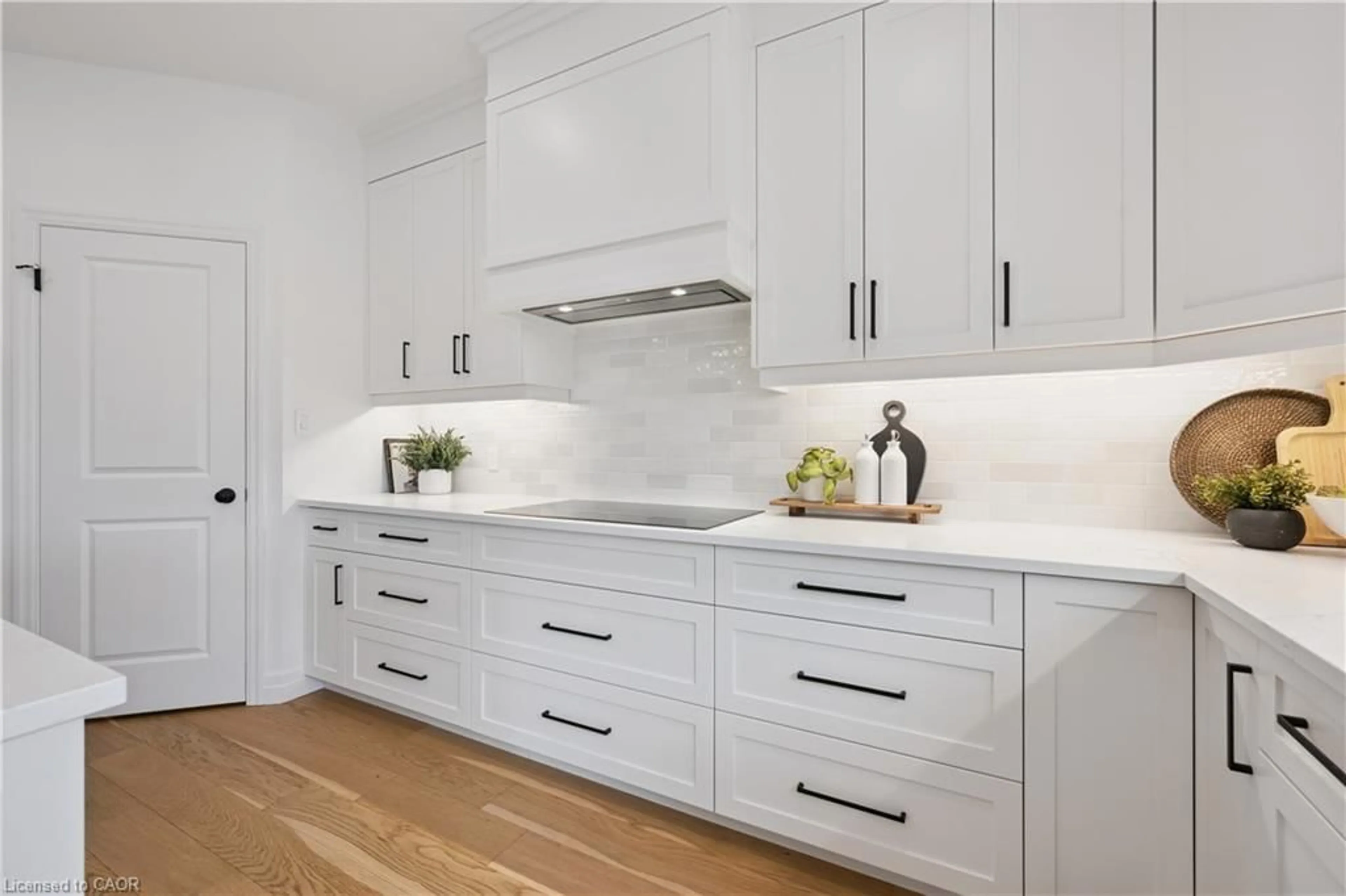 Contemporary kitchen, unknown for 415 Rogers Rd, Listowel Ontario N4W 0H2