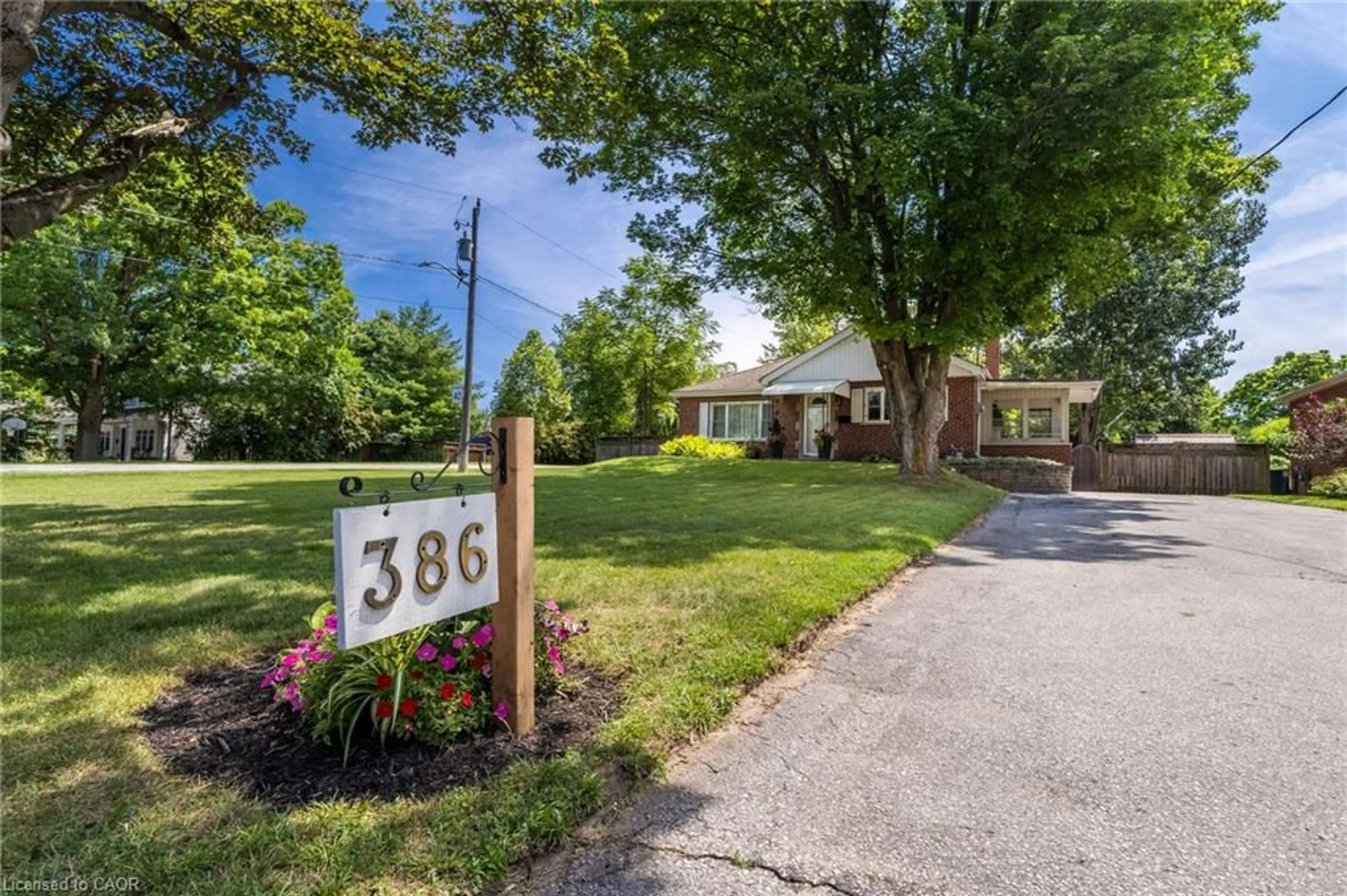 Unknown for 386 Patricia Dr, Burlington Ontario L7T 1K2