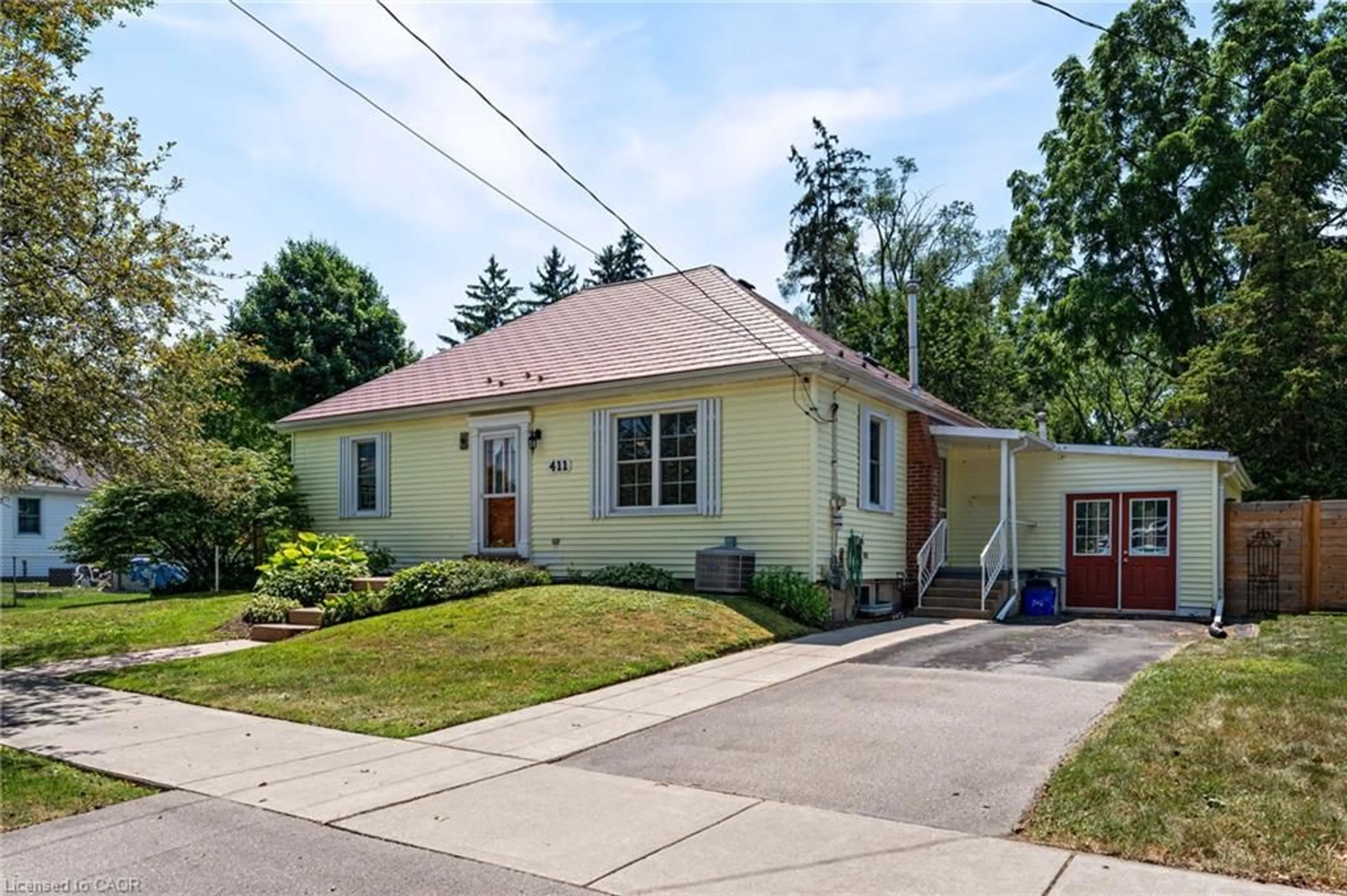 Unknown for 411 St Andrew St, Port Dover Ontario N0A 1N0