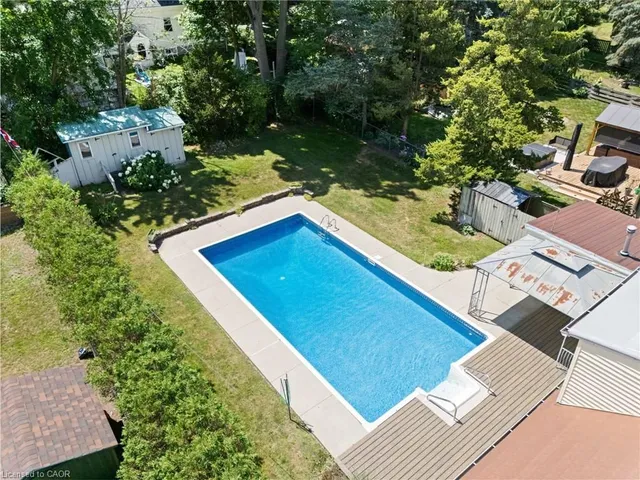 411 St Andrew St, Port Dover 3