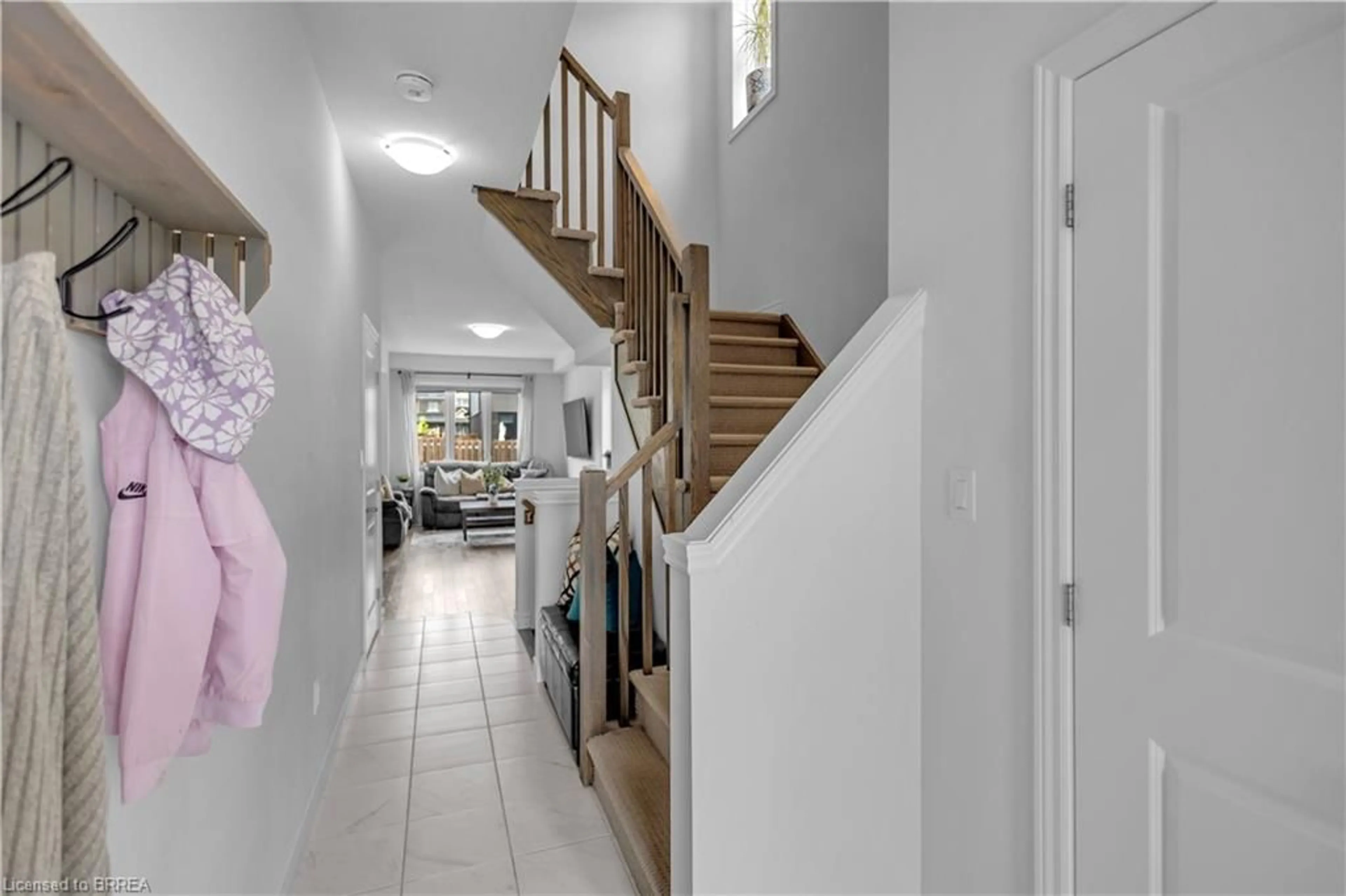 Indoor entryway for 26 Baker Lane, Paris Ontario N3L 0J7