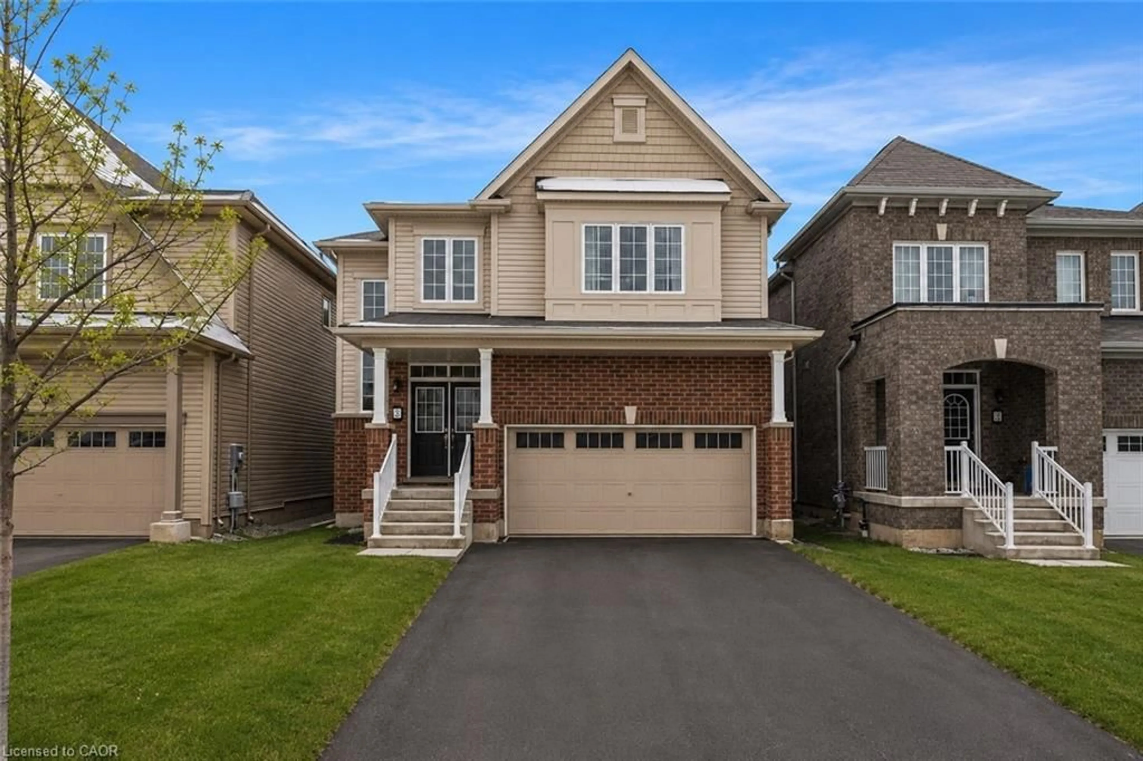 Home with brick exterior material, street for 13 Steven Dr, Thorold Ontario L3B 0G7
