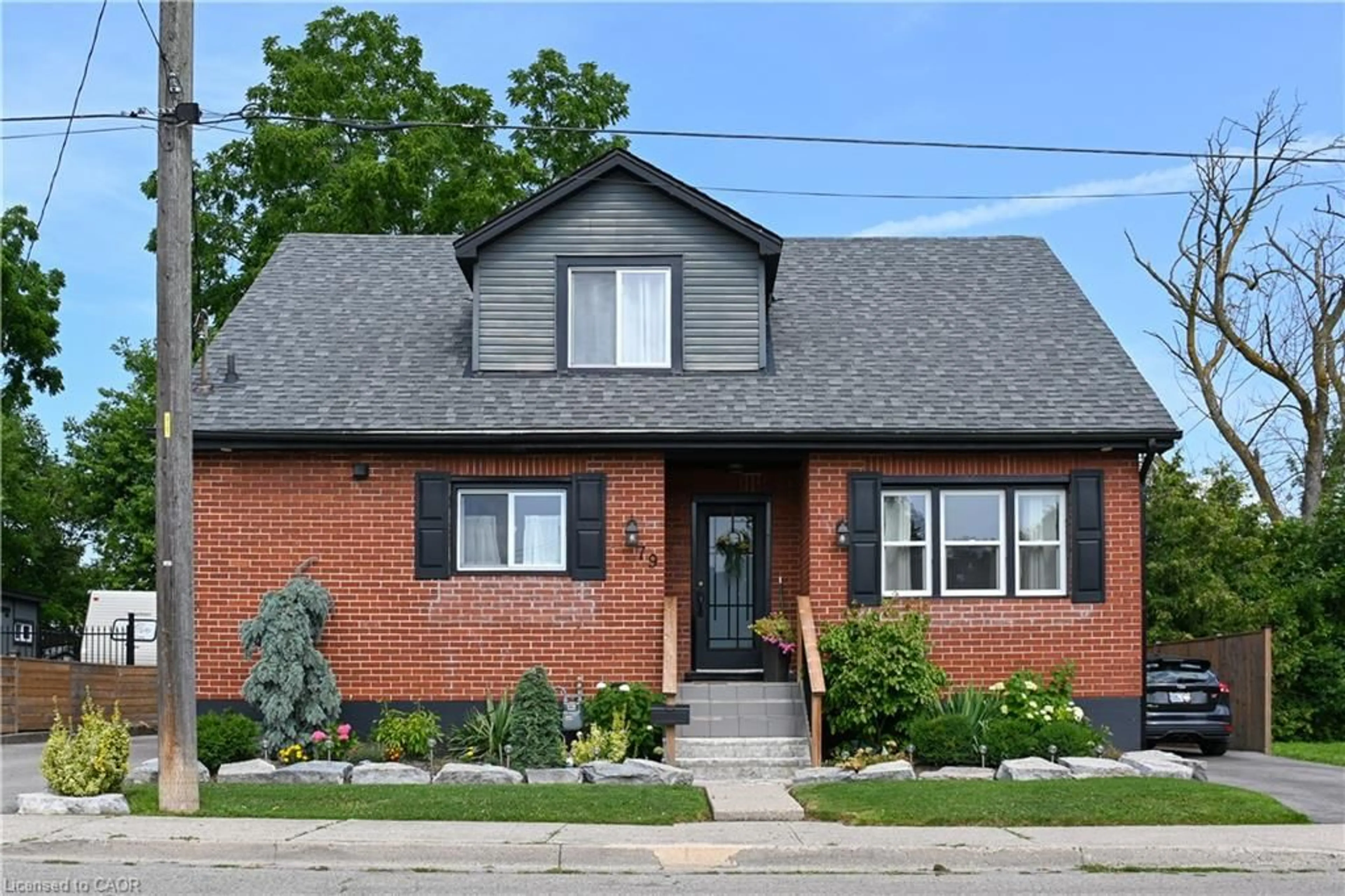 Home with brick exterior material, street for 79 Brunswick St, Brantford Ontario N3T 1G3