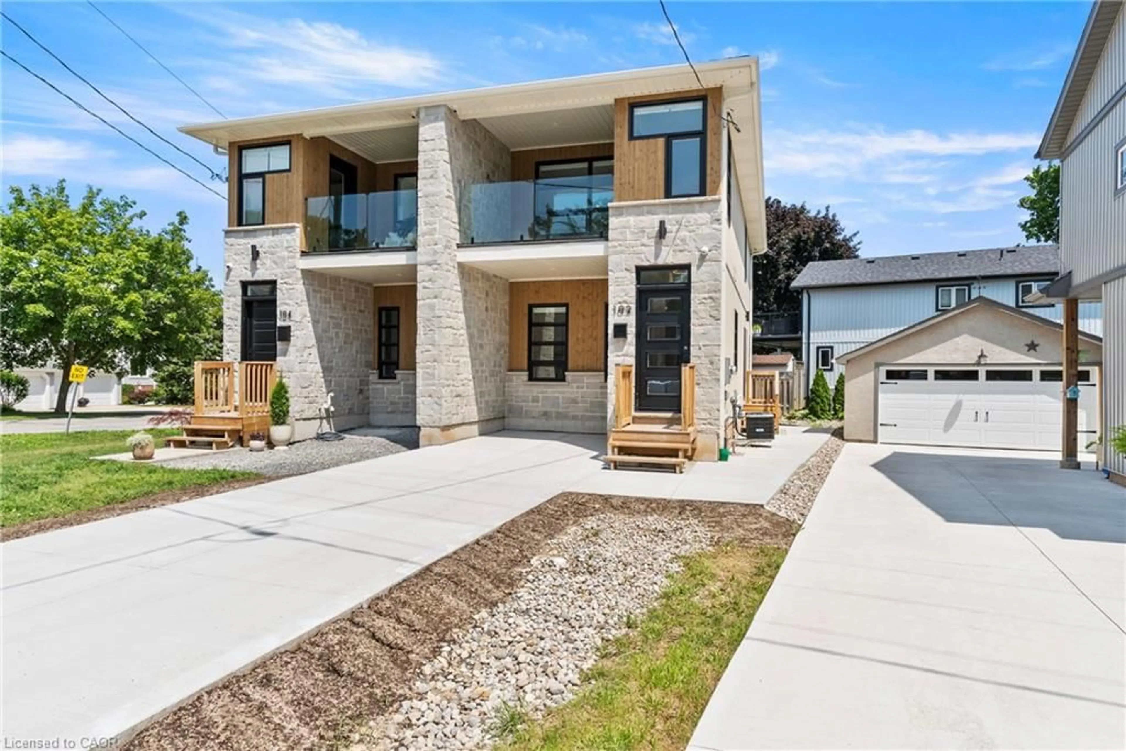 Home with brick exterior material, street for 102 Broadway Ave, St. Catharines Ontario L2M 7W8