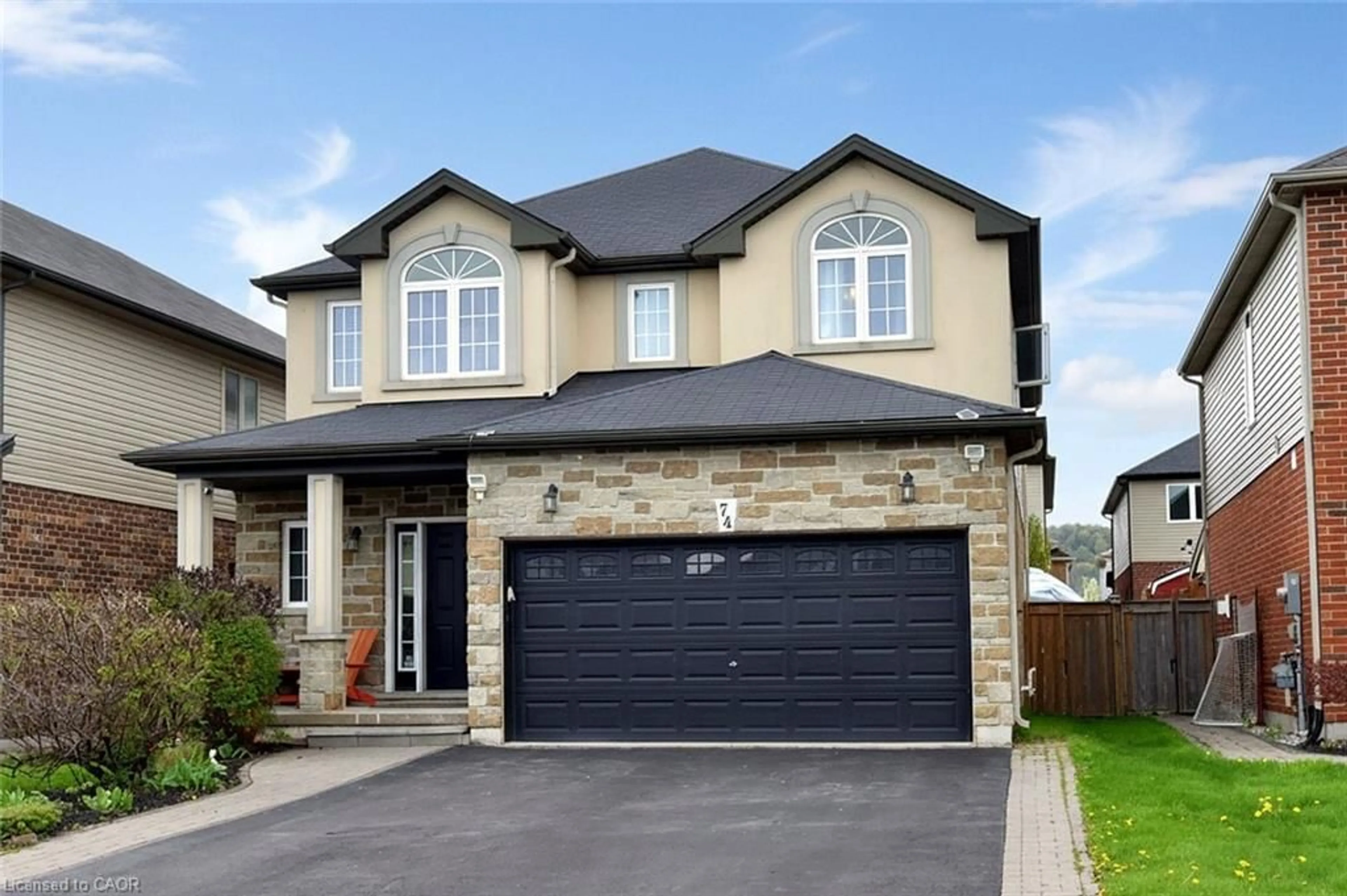 Home with brick exterior material, street for 74 Lampman Dr, Grimsby Ontario L3M 0E7