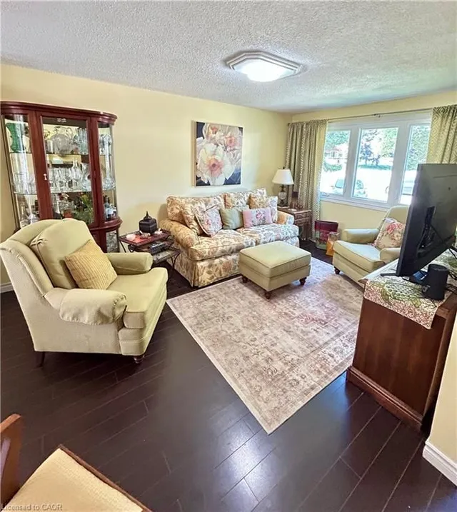 202 Richardson Dr #29, Port Dover 3