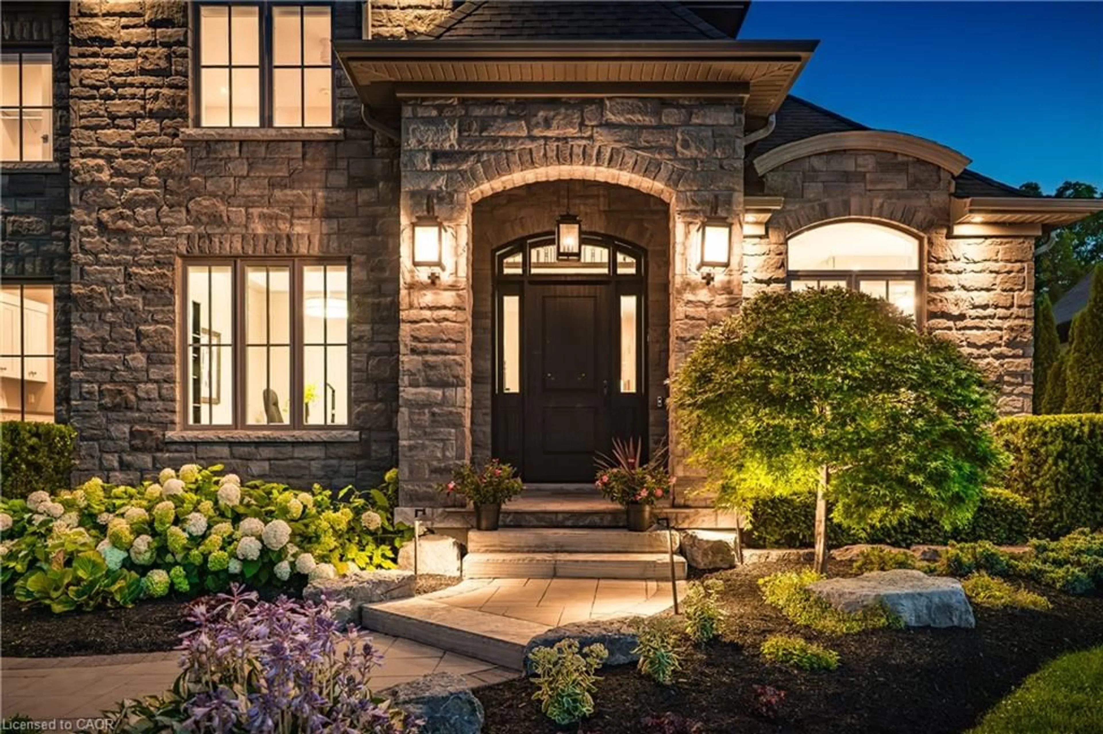 Indoor entryway for 507 Morrison Rd, Kitchener Ontario N2A 0G5