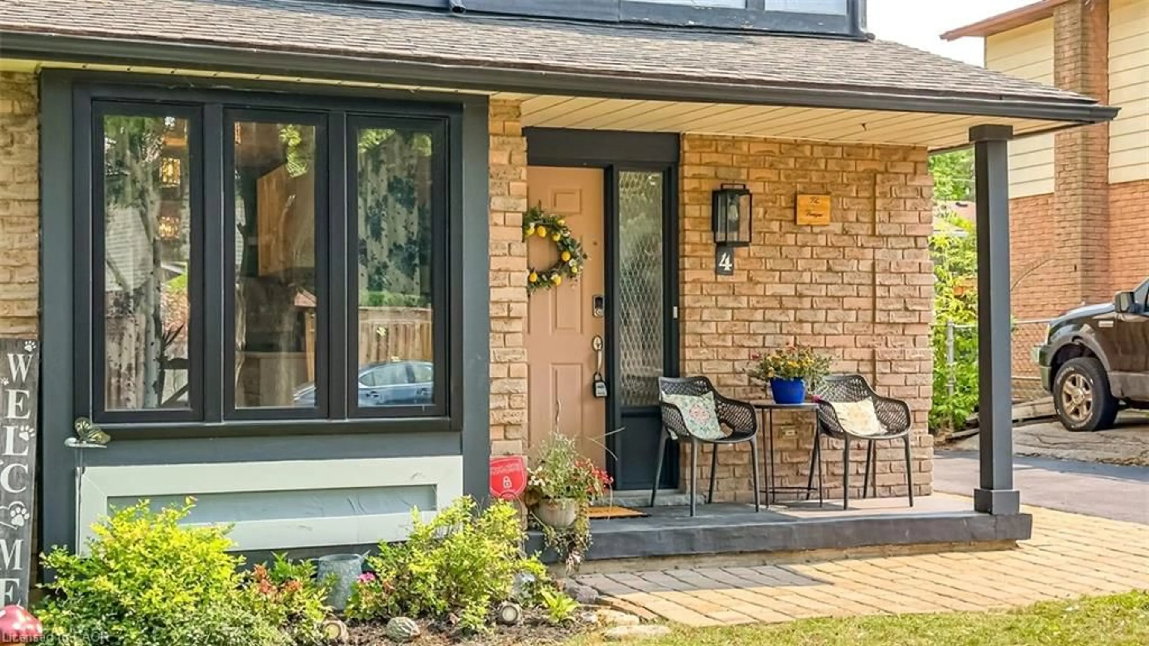 Home with brick exterior material, street for 4 Balmoral Crt, Caledonia Ontario N3W 1E6