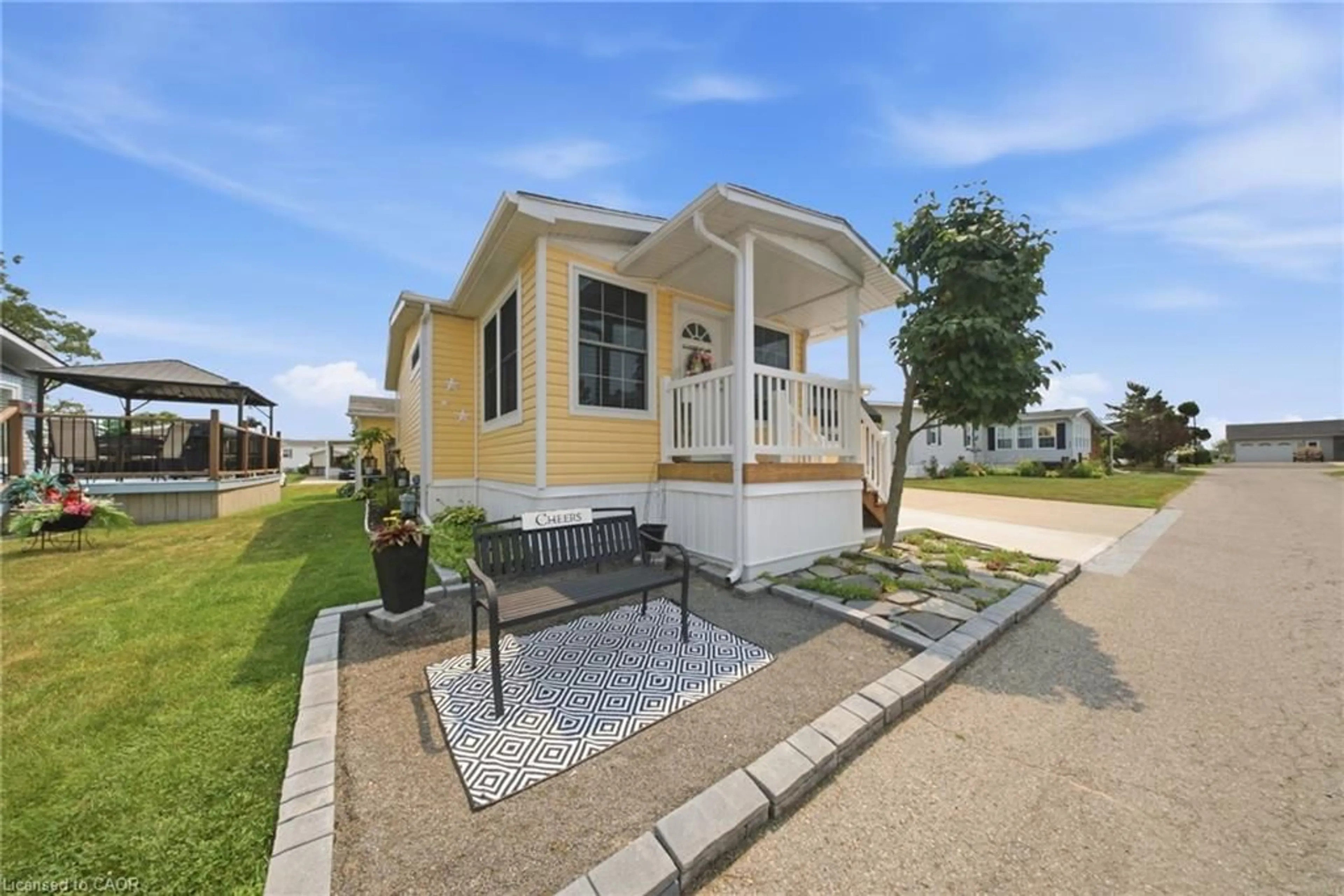 Home with vinyl exterior material, street for 3033 Townline Rd #222, Stevensville Ontario L0S 1S1