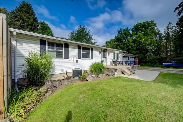 955287 Canning Rd, Paris 2