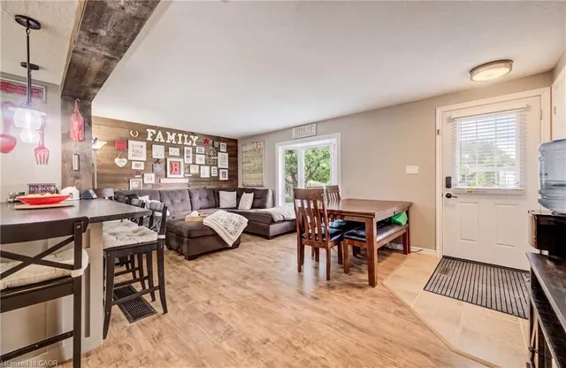 955287 Canning Rd, Paris 5