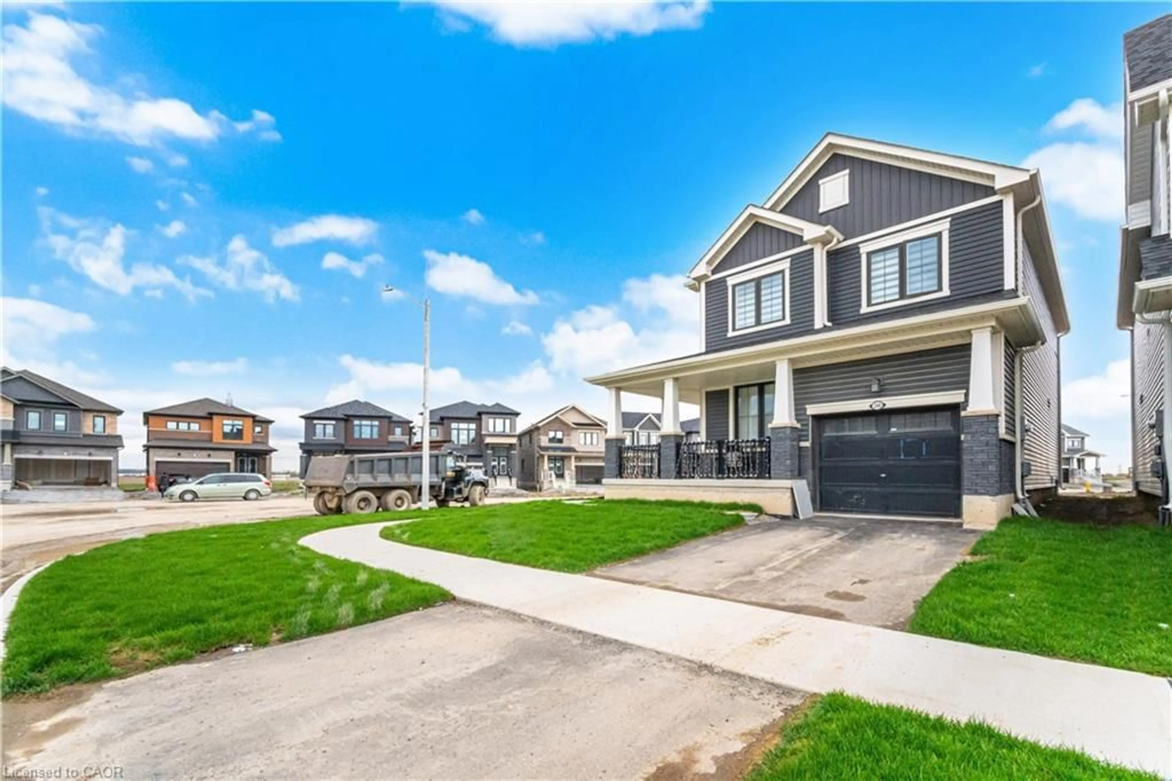 Home with vinyl exterior material, street for 240 Velvet Way, Niagara Falls Ontario L2V 0N9