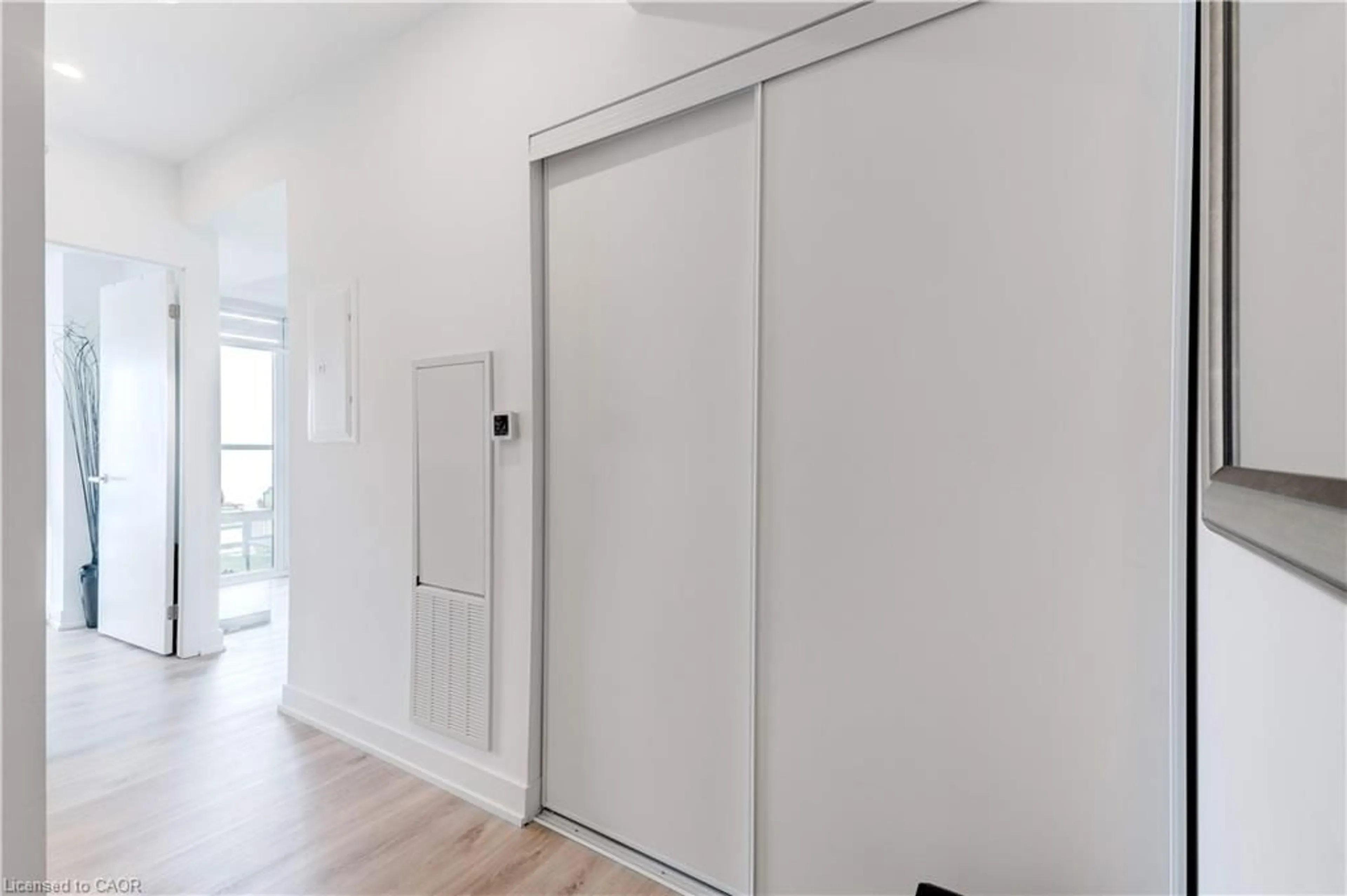 Unknown for 370 Martha St #1707, Burlington Ontario L7R 0G9