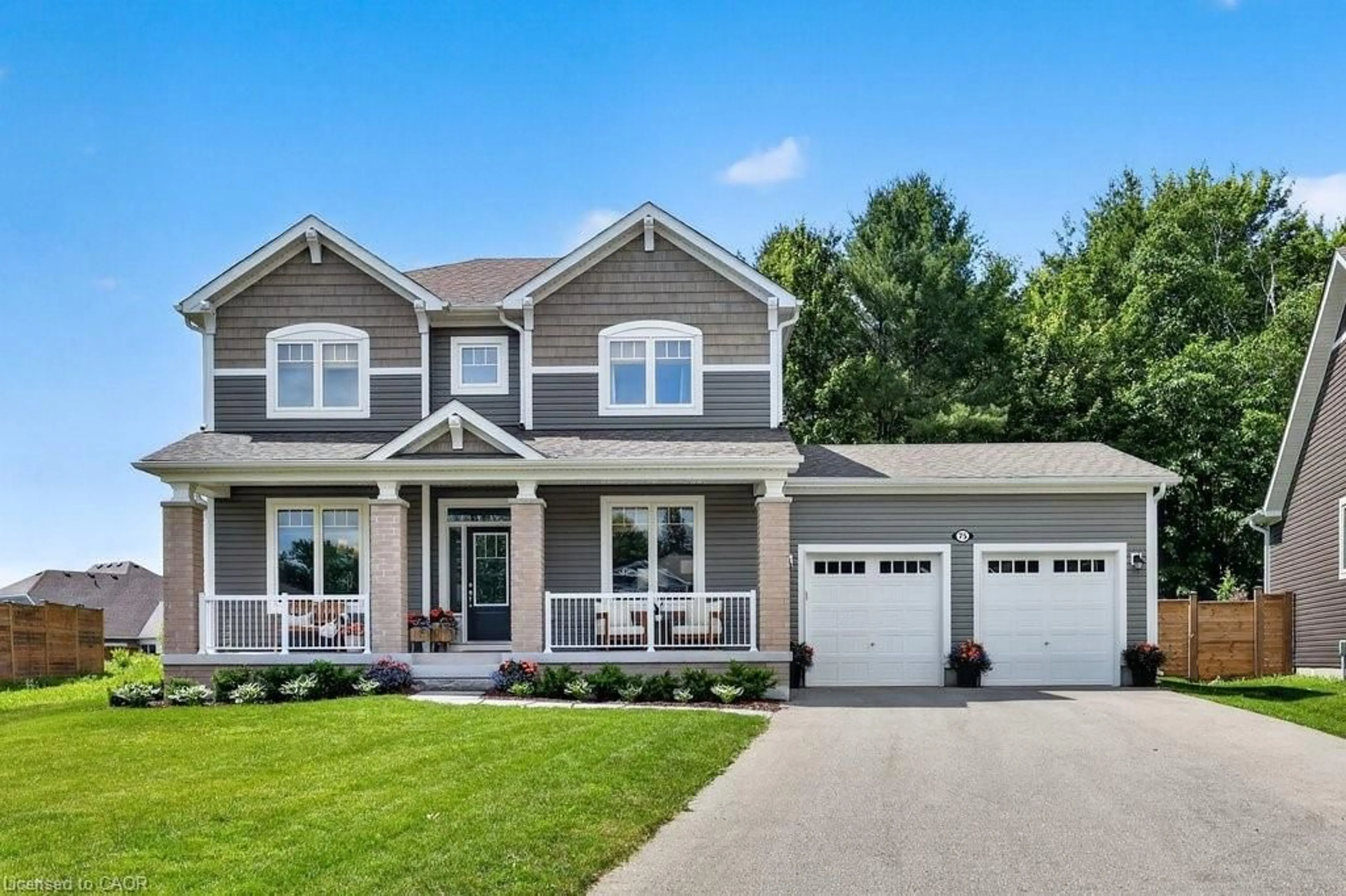 Home with vinyl exterior material, street for 75 Chambery St, Bracebridge Ontario P1L 0G2
