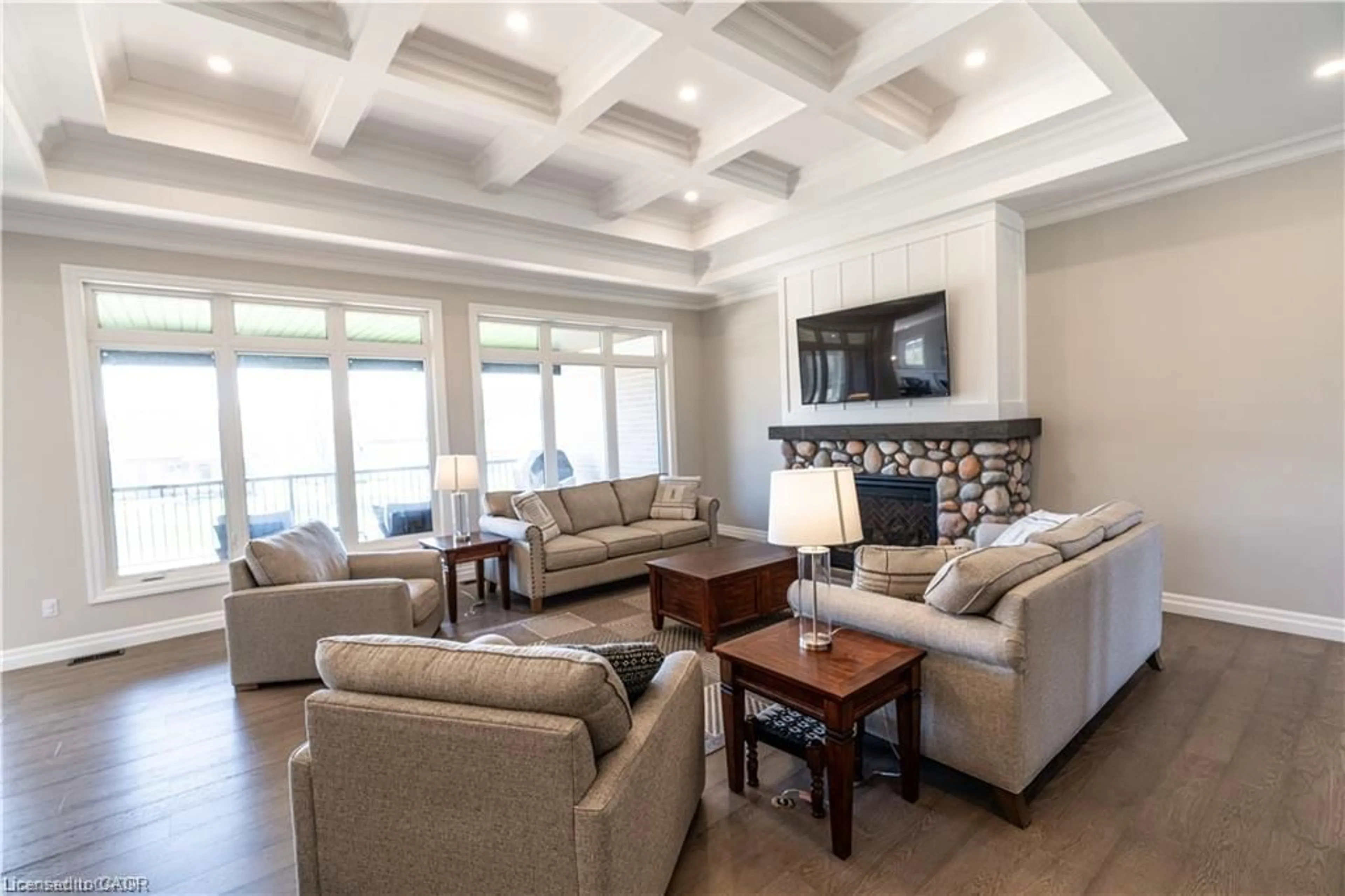Living room with furniture, unknown for 15 Hudson Dr, Brantford Ontario N3T 0V6