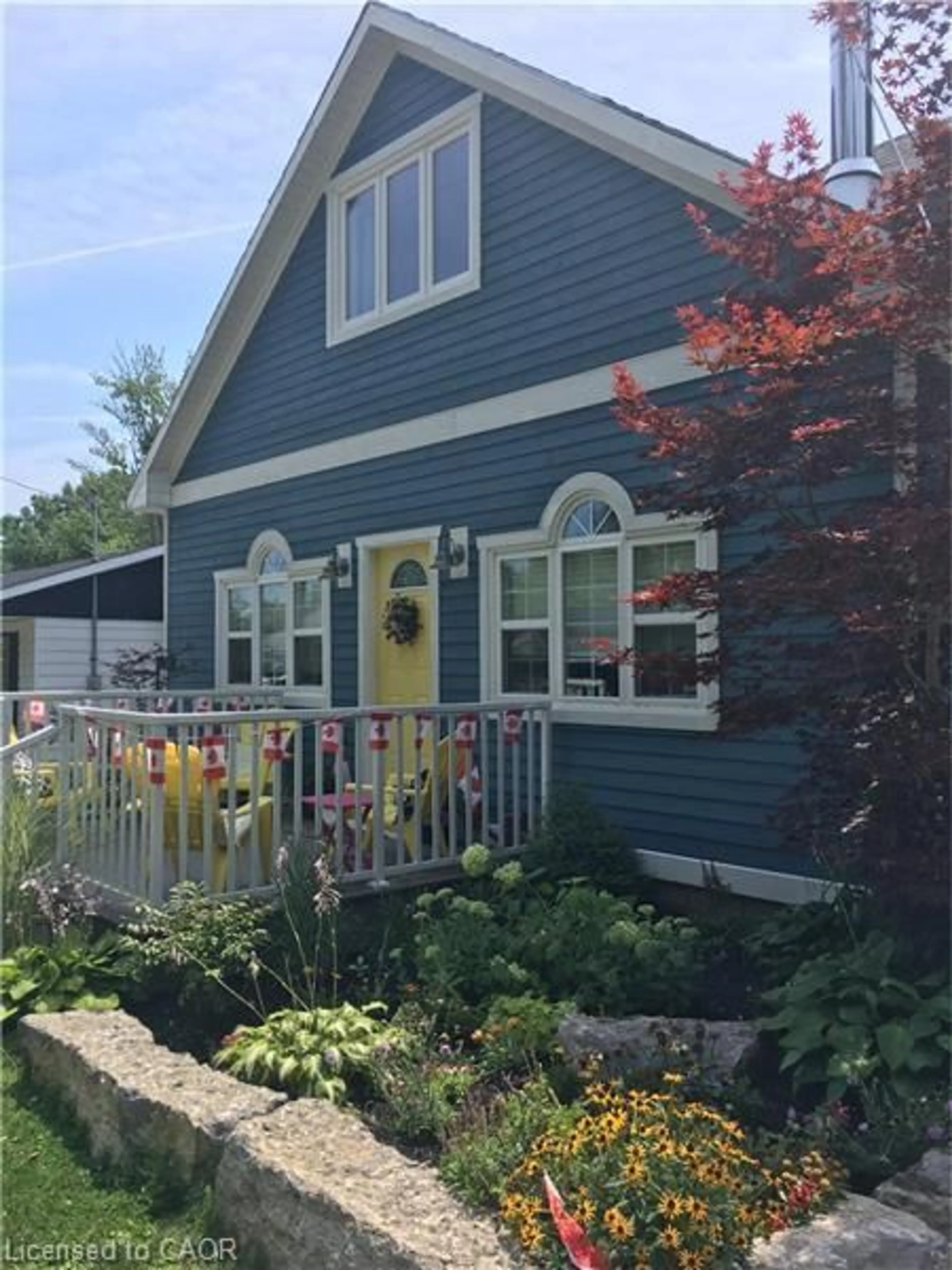 Home with vinyl exterior material, street for 38 Walter St, Turkey Point Ontario N0E 1T0