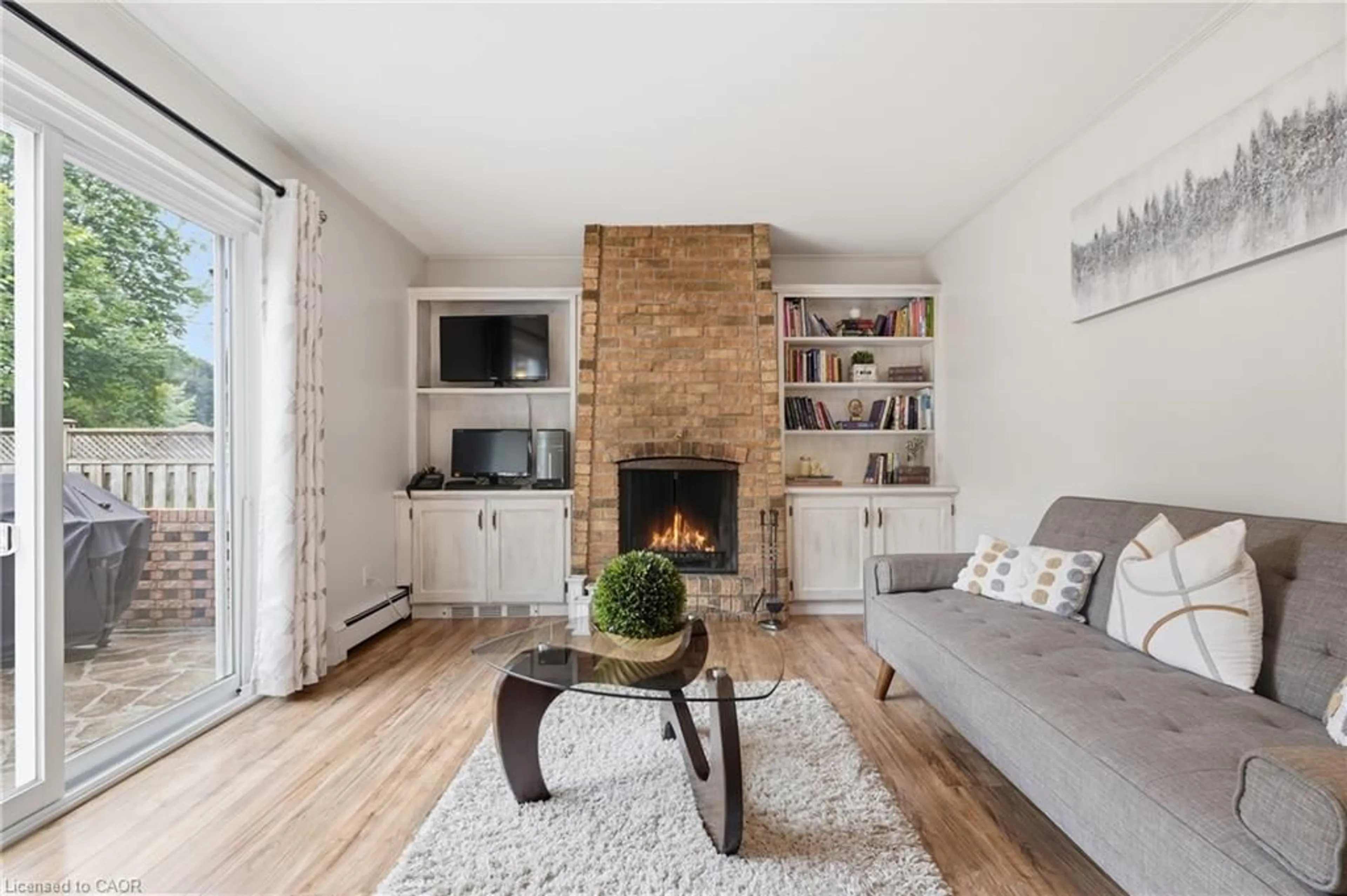 Living room with furniture, unknown for 76 Lower Canada Cres, Kitchener Ontario N2P 1E8