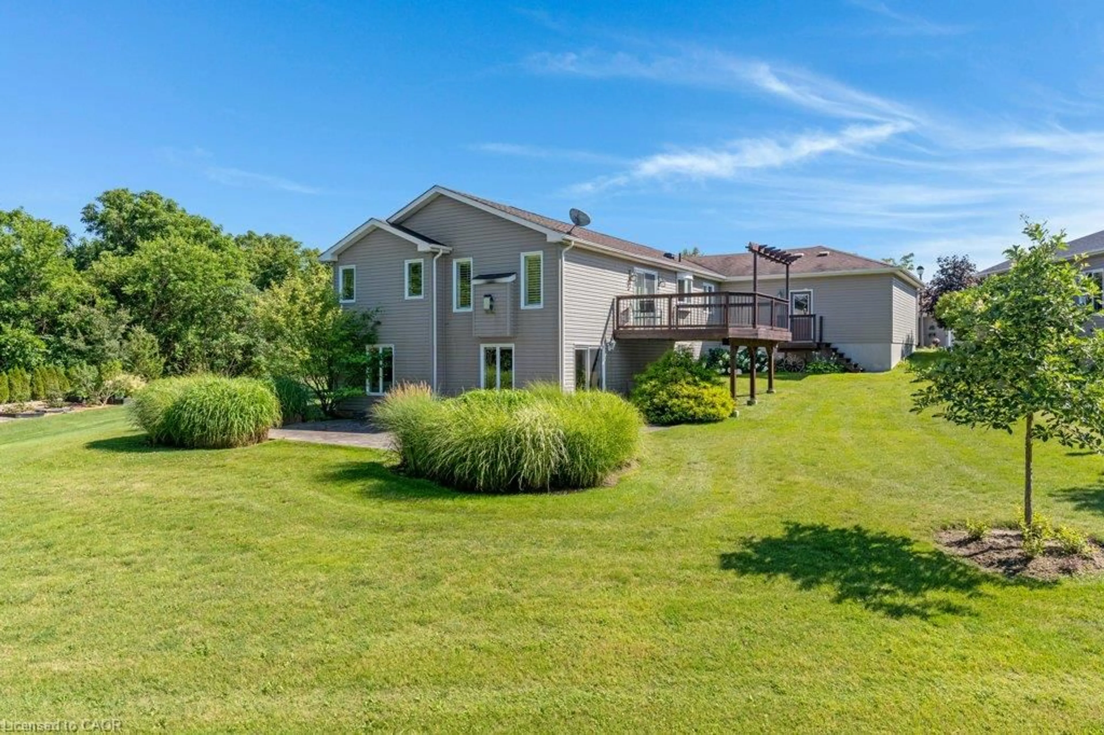 A pic from outside/outdoor area/front of a property/back of a property/a pic from drone, water/lake/river/ocean view for 228 Glenariff Dr, Freelton Ontario L8B 1A5
