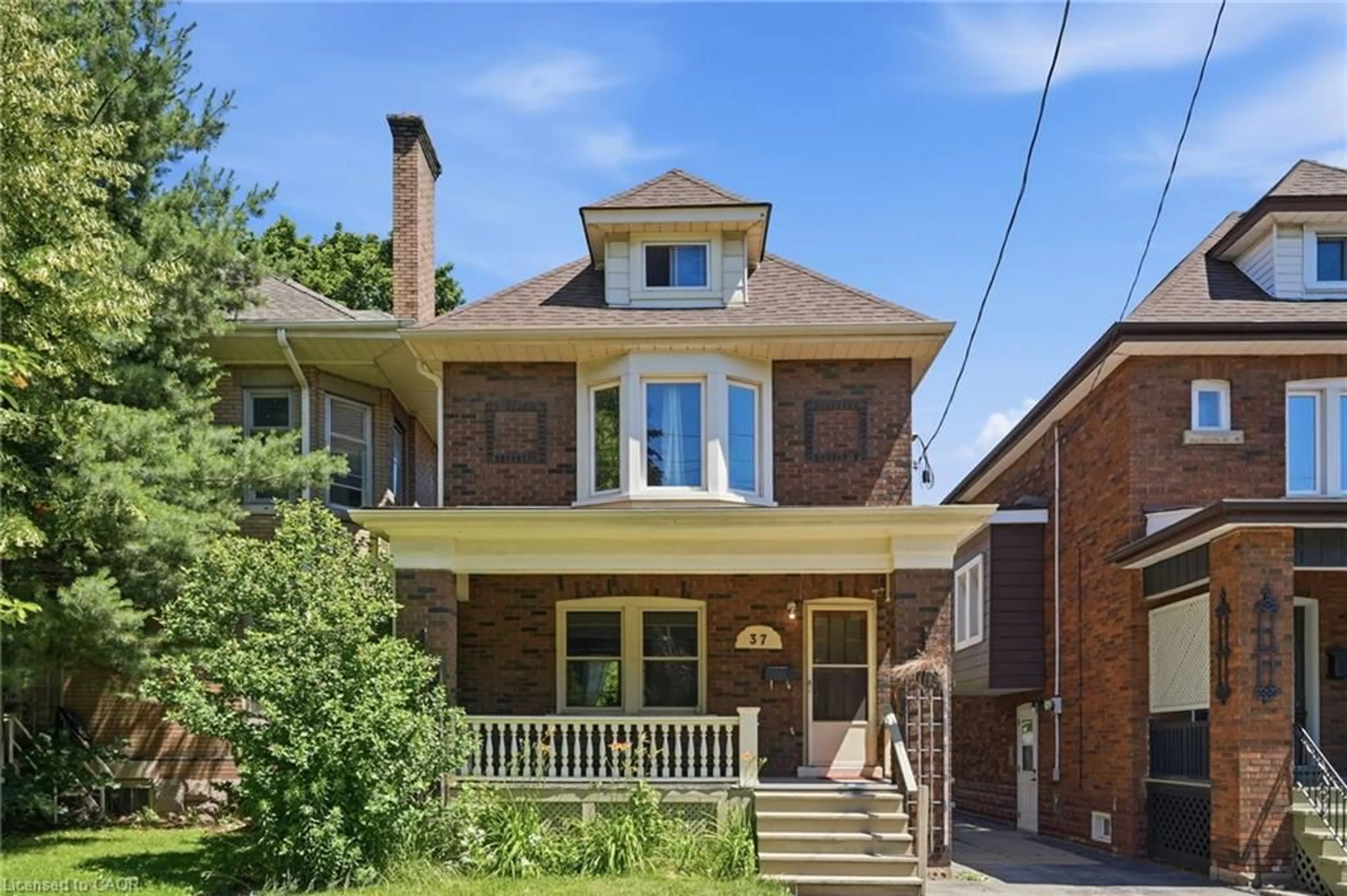 Home with brick exterior material, street for 37 Maplewood Ave, Hamilton Ontario L8M 1W6