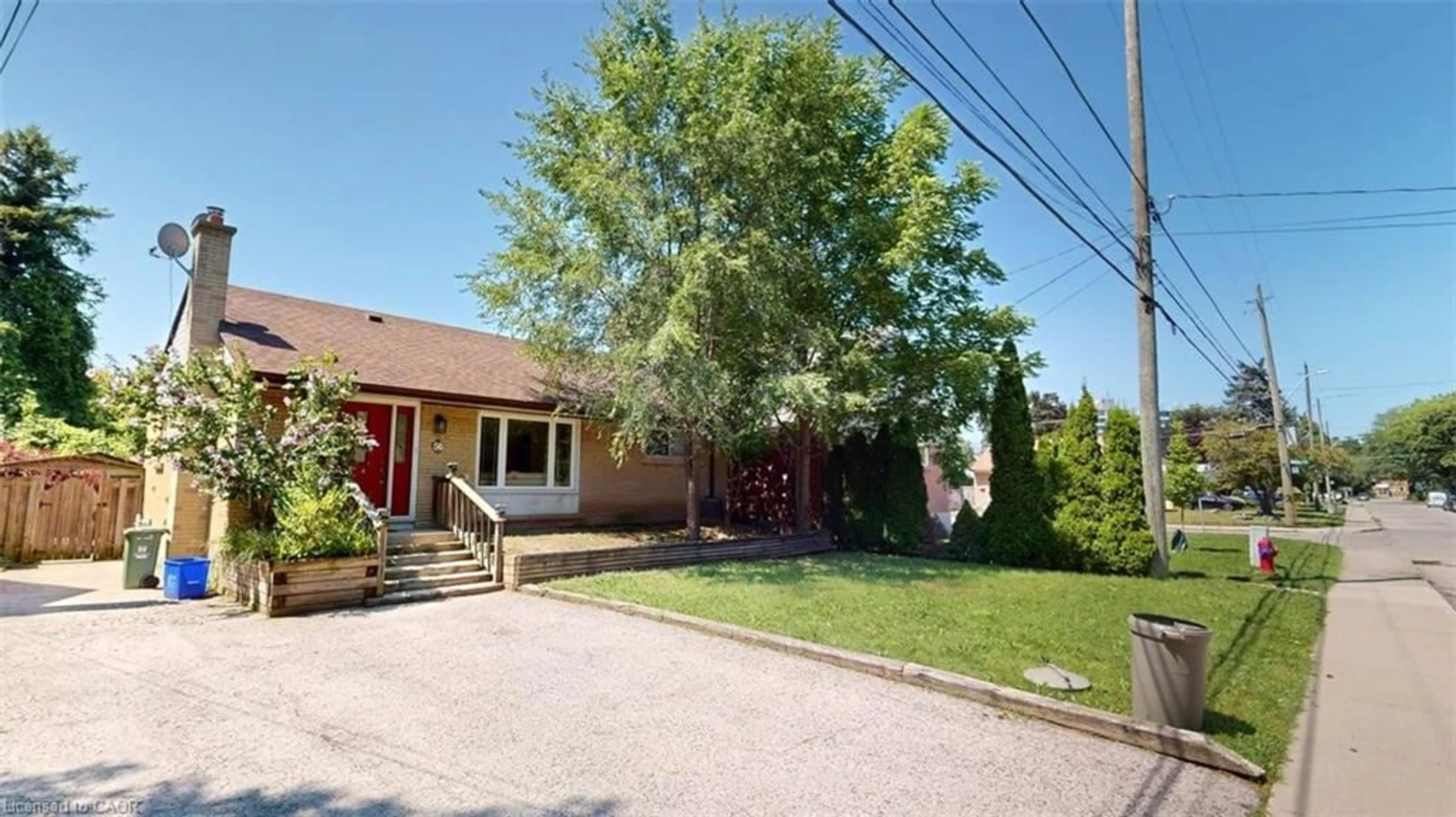 Patio, street for 56 Lower Horning Rd, Hamilton Ontario L8S 3G3