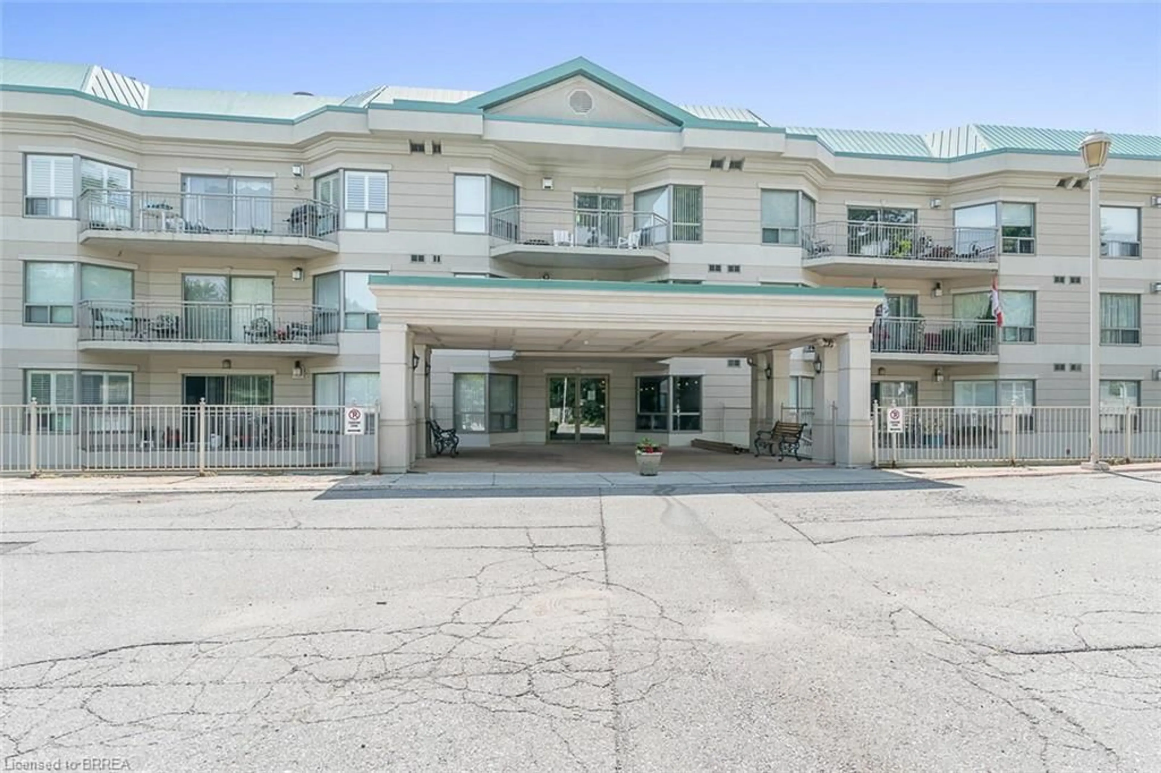 Unknown for 24 Chapel St #PH2, Georgetown Ontario L7G 6A7