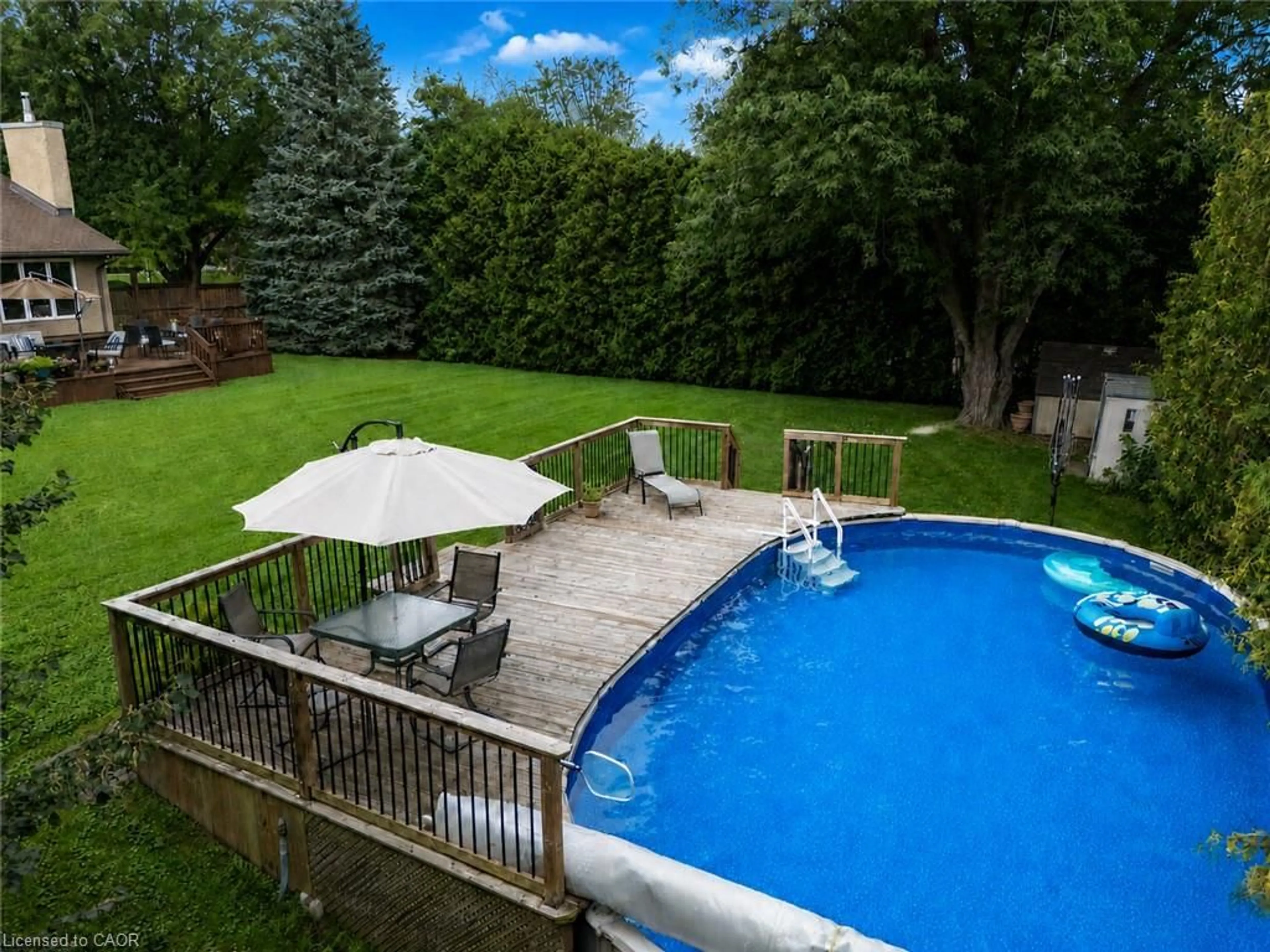 Pool for 671 Main St, Burgessville Ontario N0J 1C0