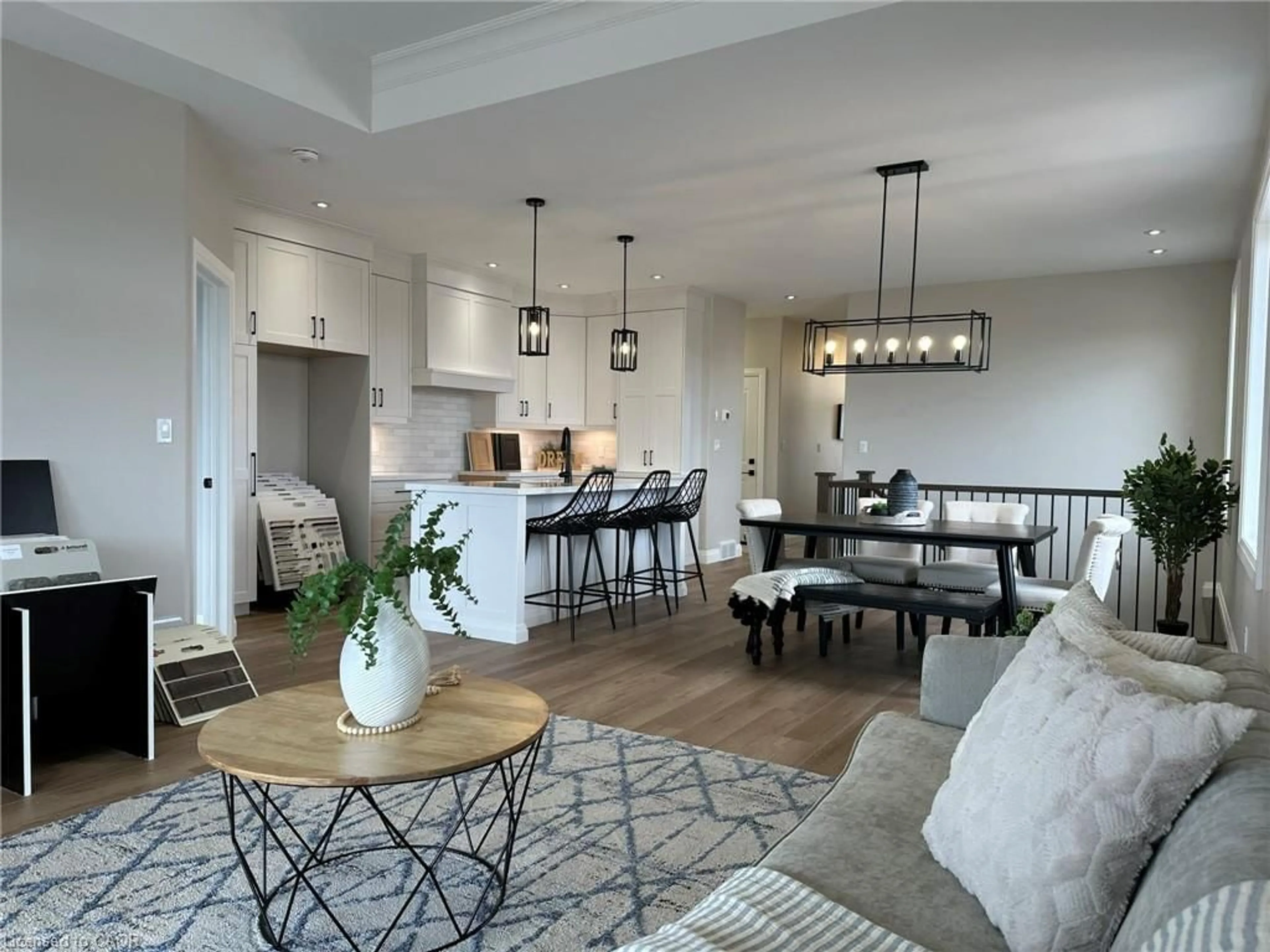 Open concept kitchen, unknown for 66 Pike Creek Dr, Cayuga Ontario N0A 1E0