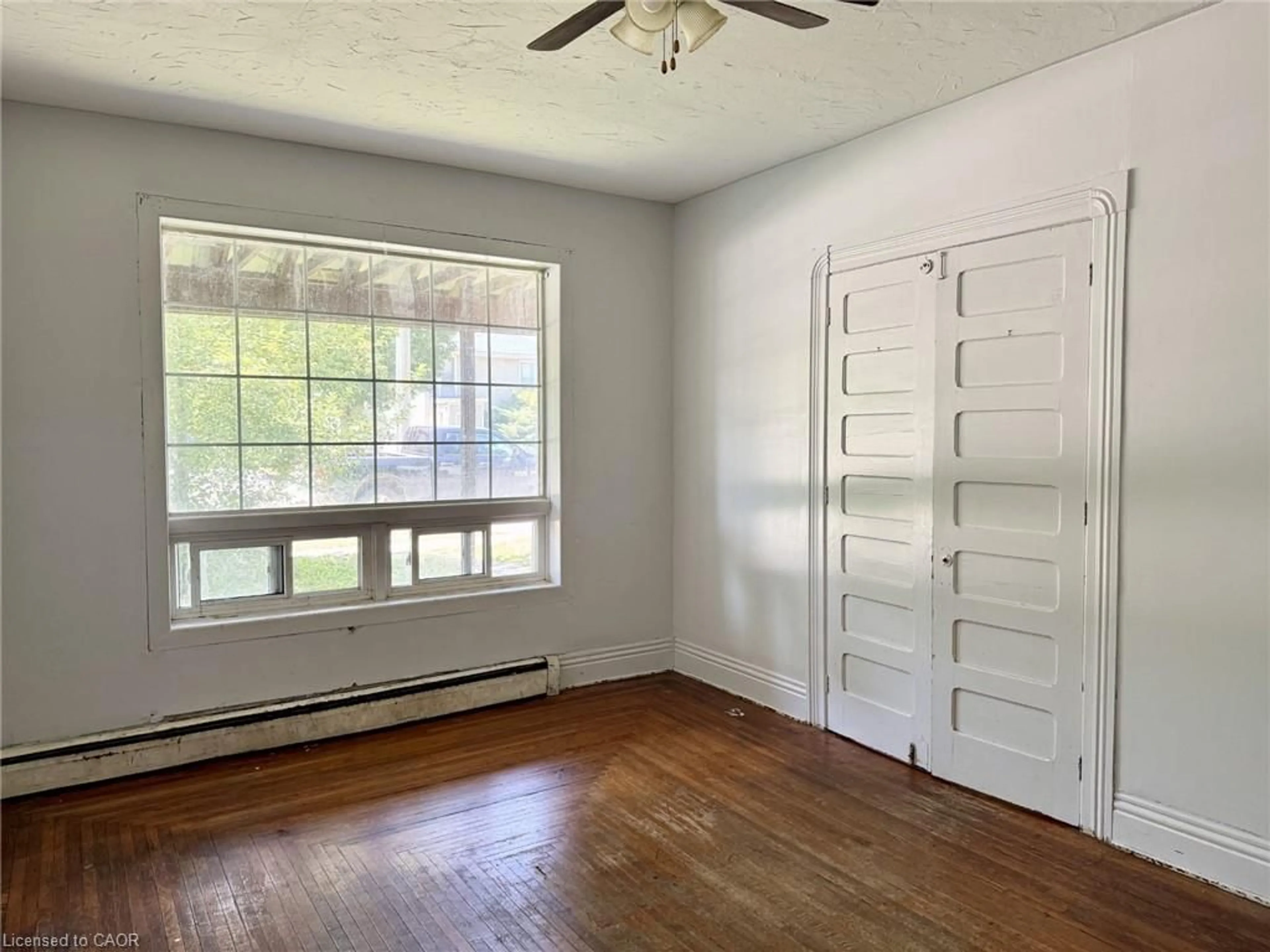 A pic of a room for 54 Ellis St, Port Rowan Ontario N0E 1M0